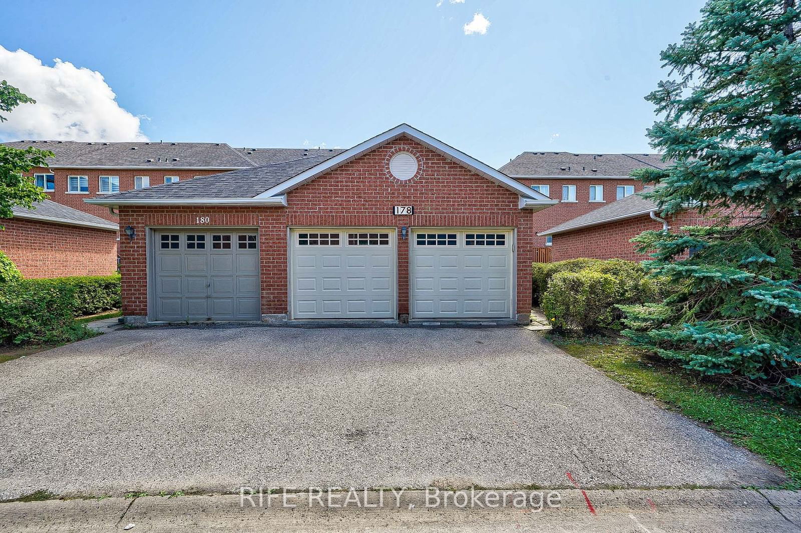 178 Town Centre Blvd for sale  - image #40