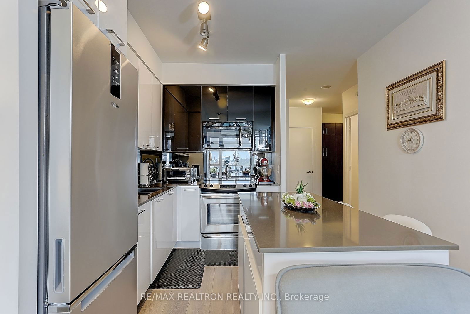 9471 Yonge St, unit 1005 for sale - image #20