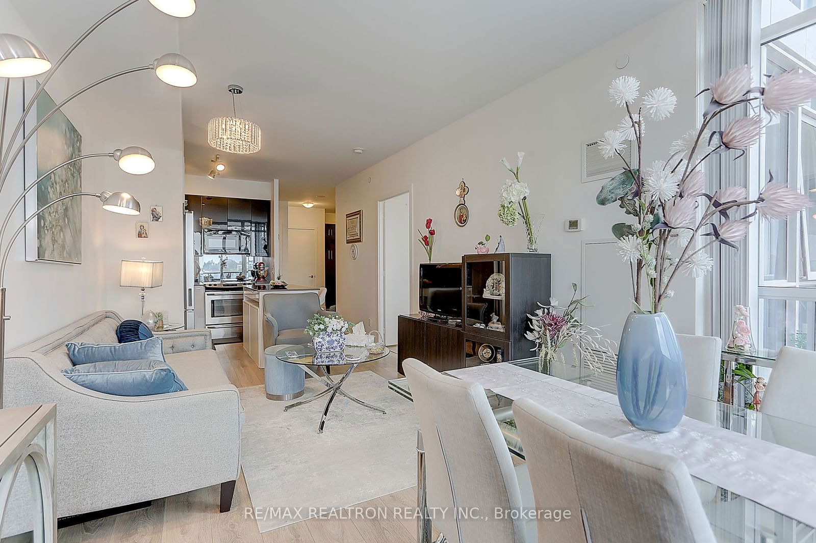 9471 Yonge St, unit 1005 for sale - image #28