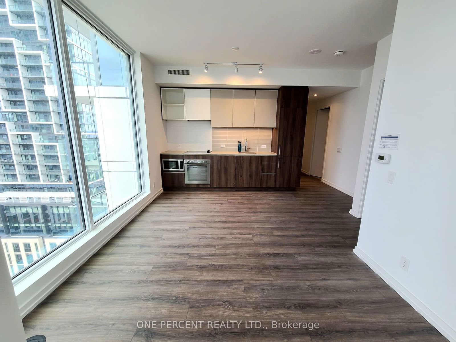 7890 Jane St, unit 1602 for sale - image #5