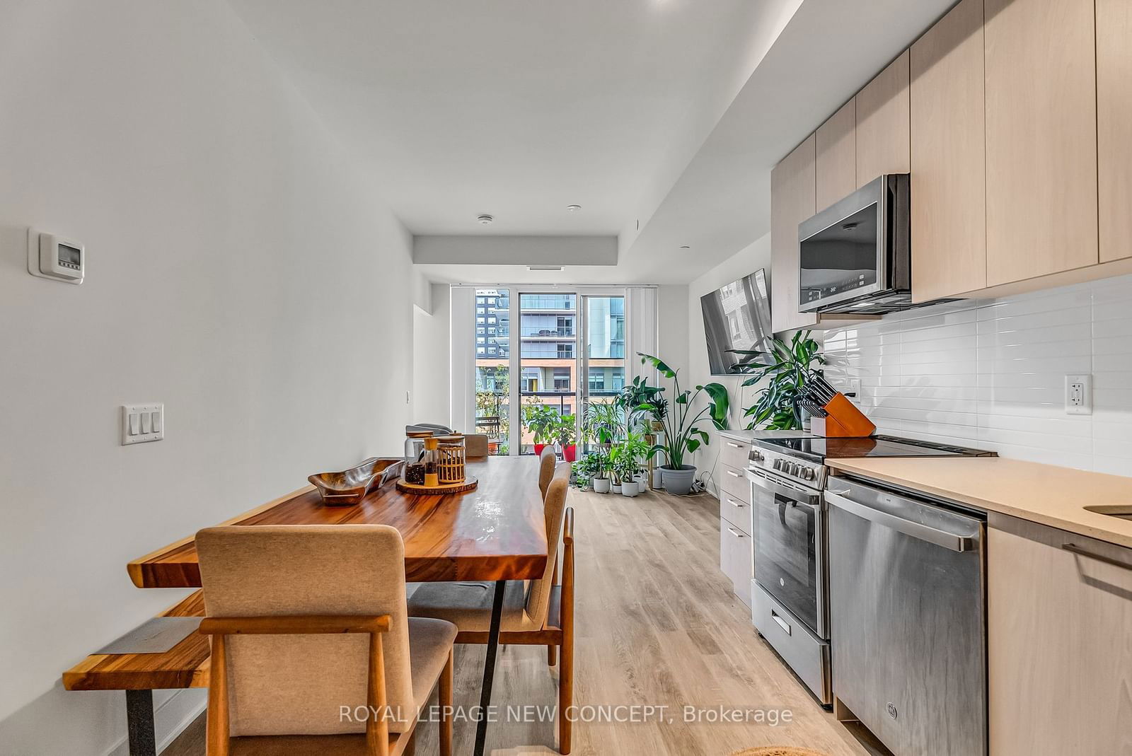 185 Deerfield Rd, unit 301 for sale - image #22