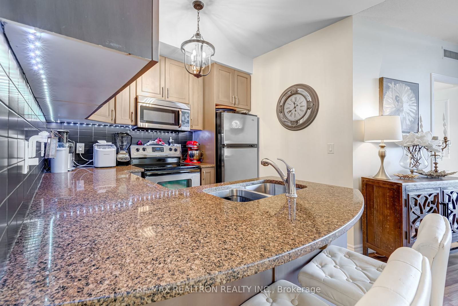 9225 Jane St, unit 1108 for sale - image #16