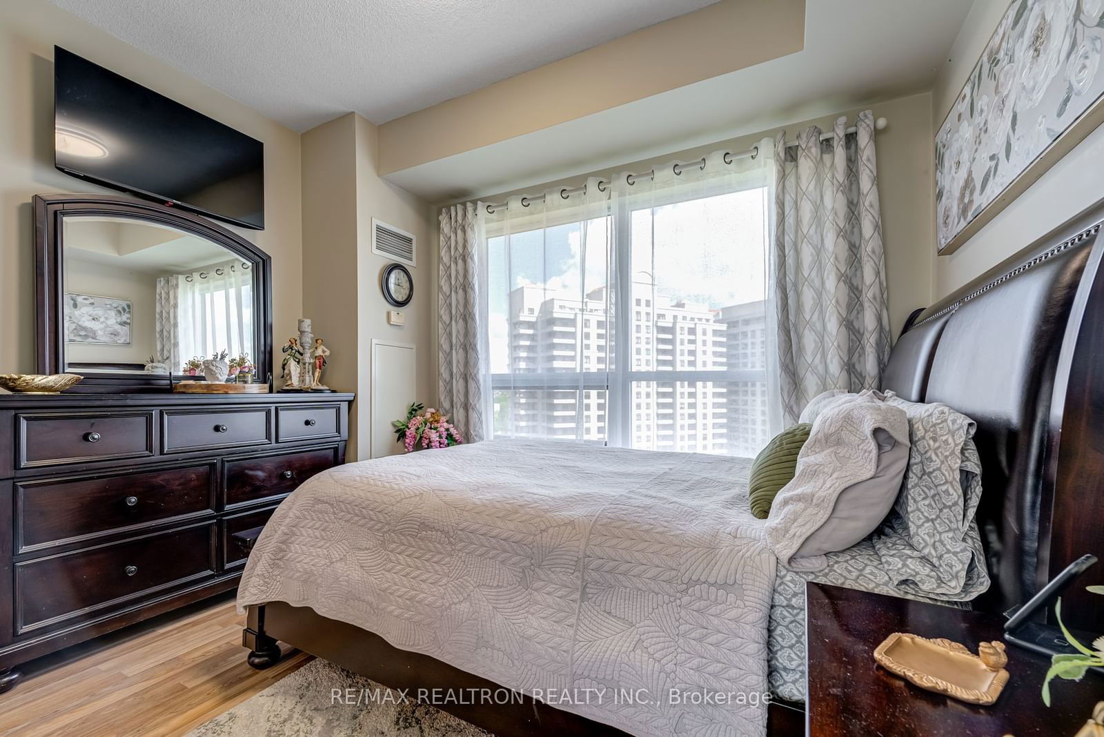 9225 Jane St, unit 1108 for sale - image #18