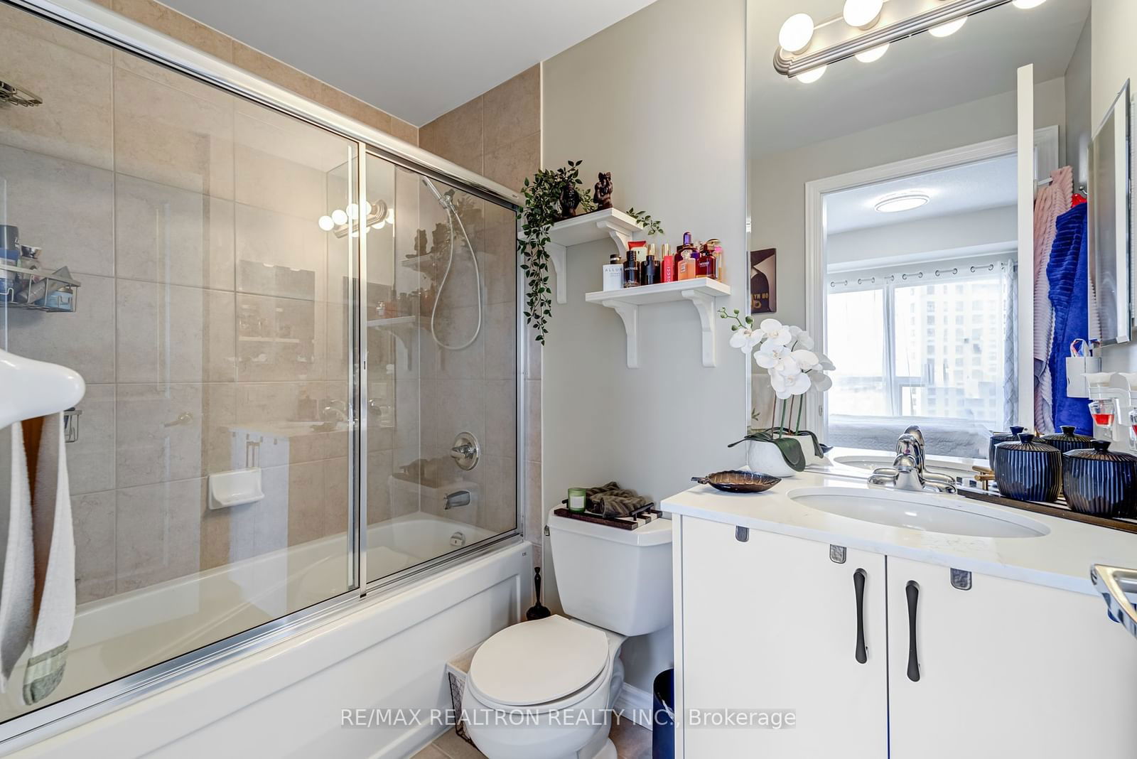 9225 Jane St, unit 1108 for sale - image #20