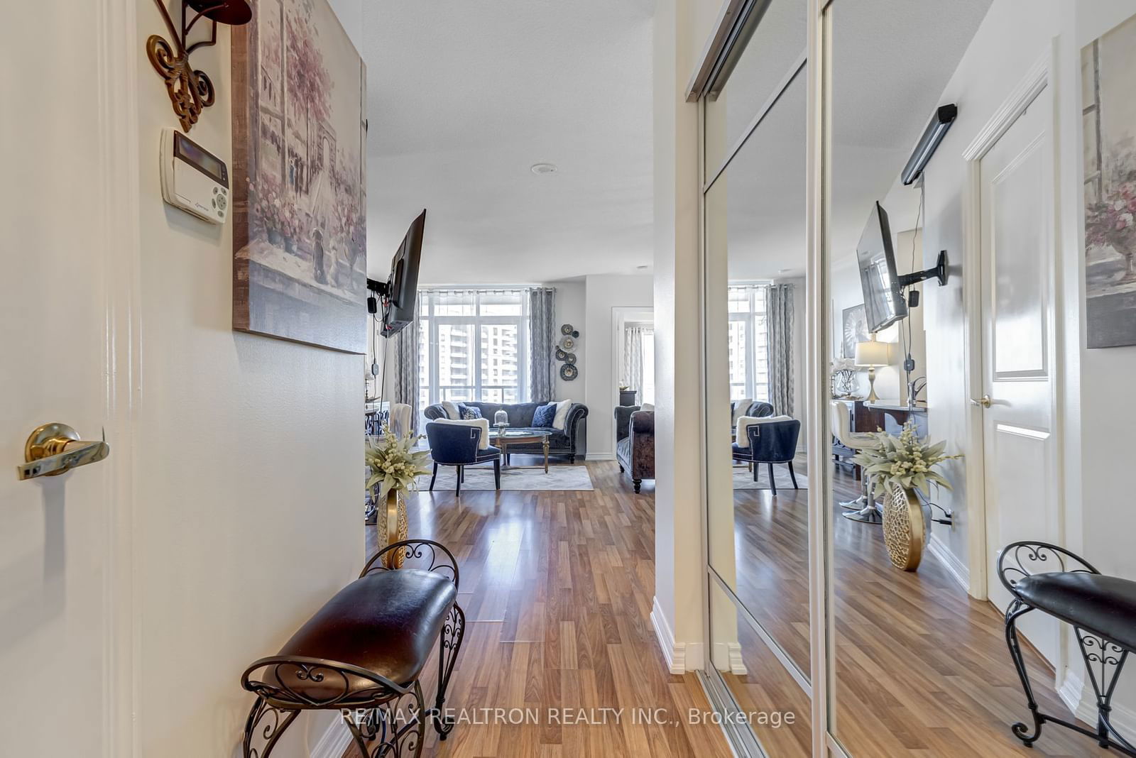 9225 Jane St, unit 1108 for sale - image #6