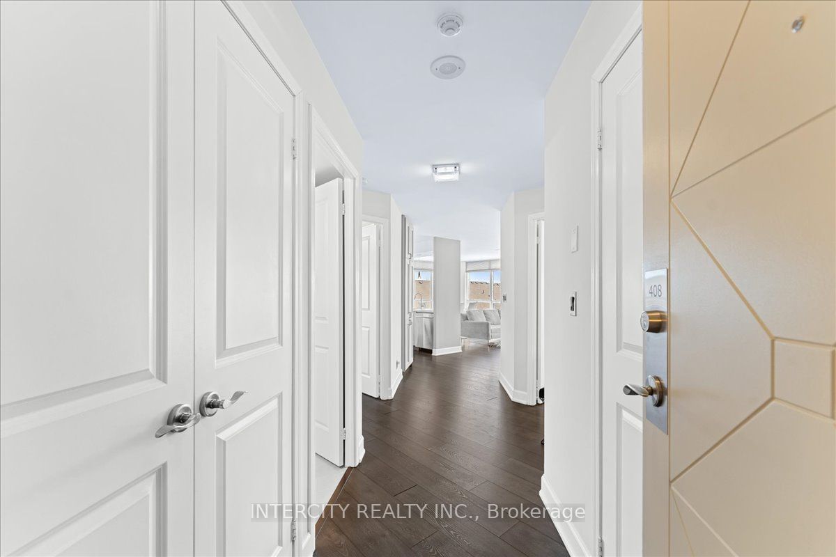 18 Harding Blvd, unit 408 for sale - image #8