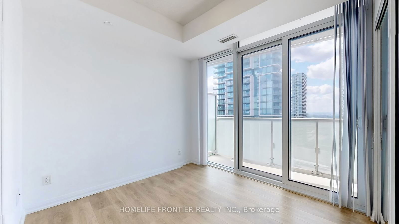 7895 Jane St, unit 3313 for sale - image #8