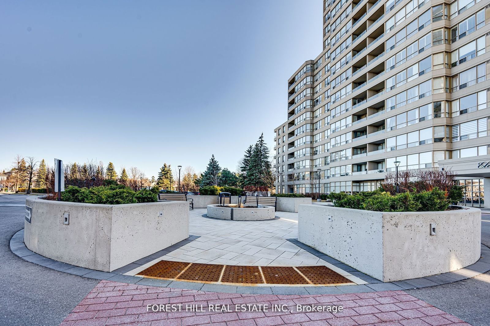 7 Townsgate Dr, unit 304 for sale - image #31