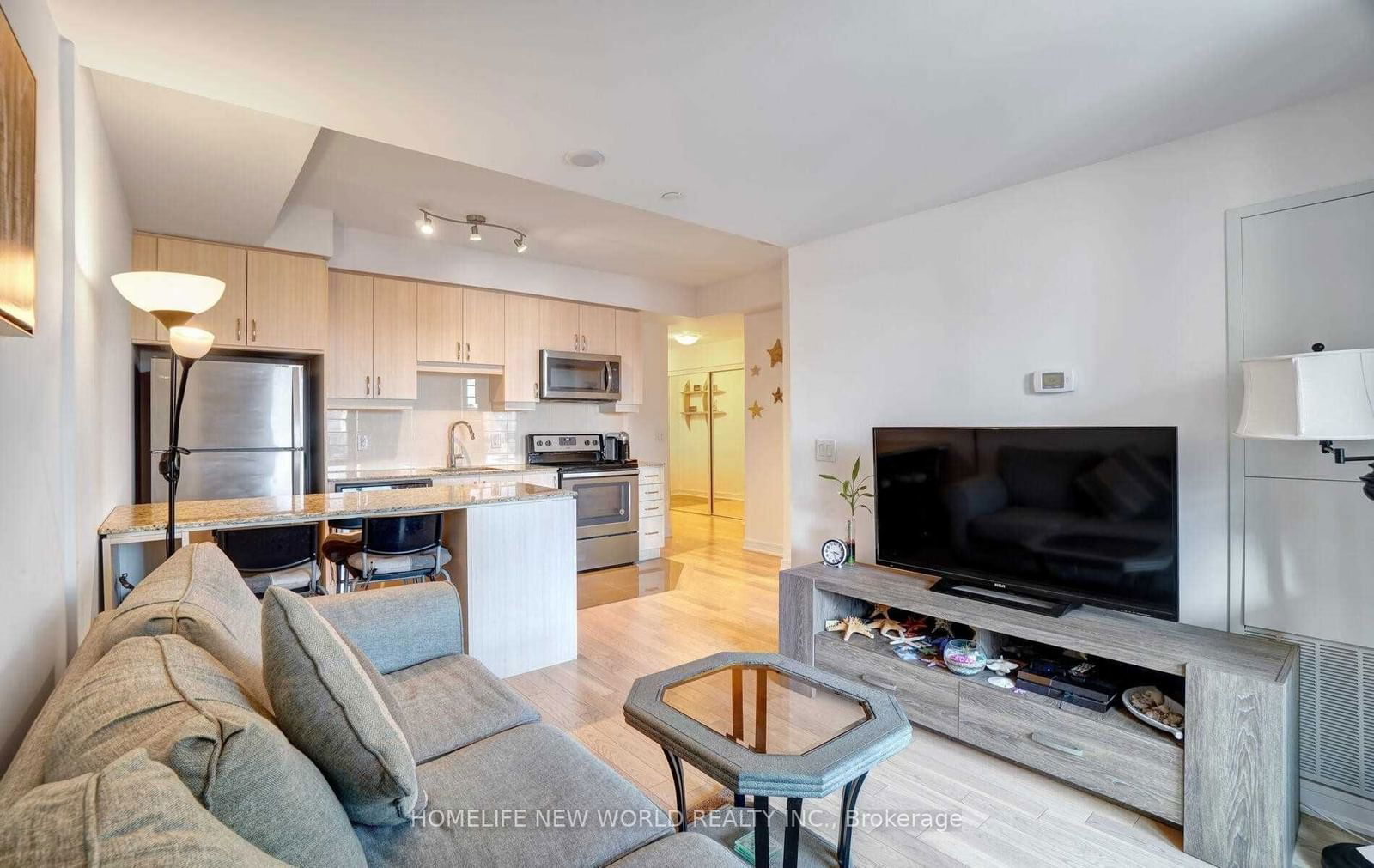 9191 Yonge St, unit 618 Sw for rent - image #15