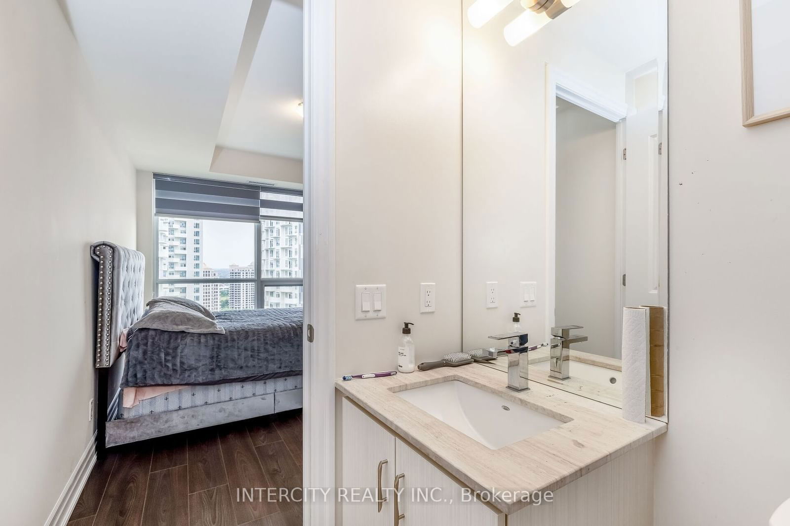 9085 Jane St, unit 1802 for sale - image #29