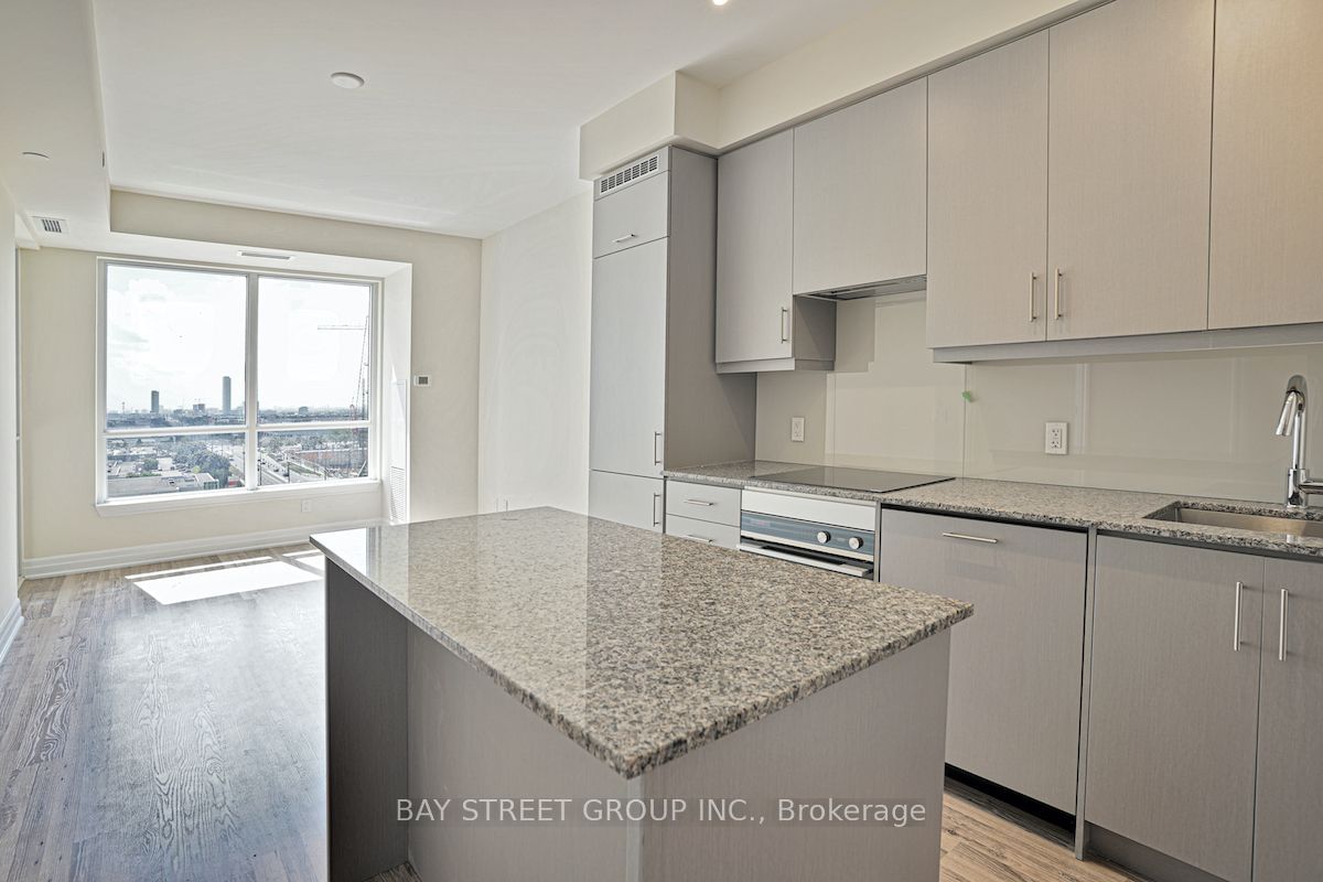 9085 Jane St, unit 1107 for rent - image #11