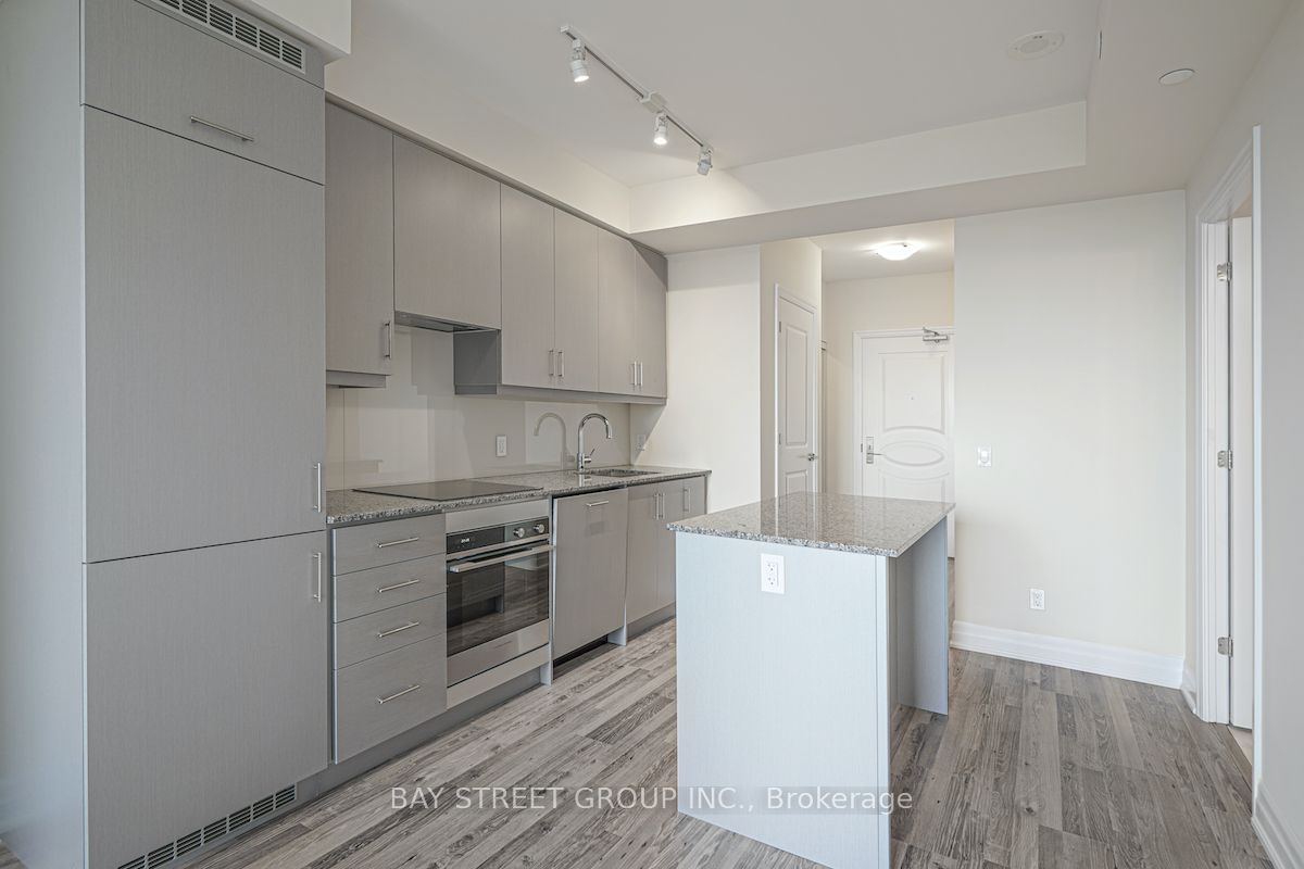 9085 Jane St, unit 1107 for rent - image #5