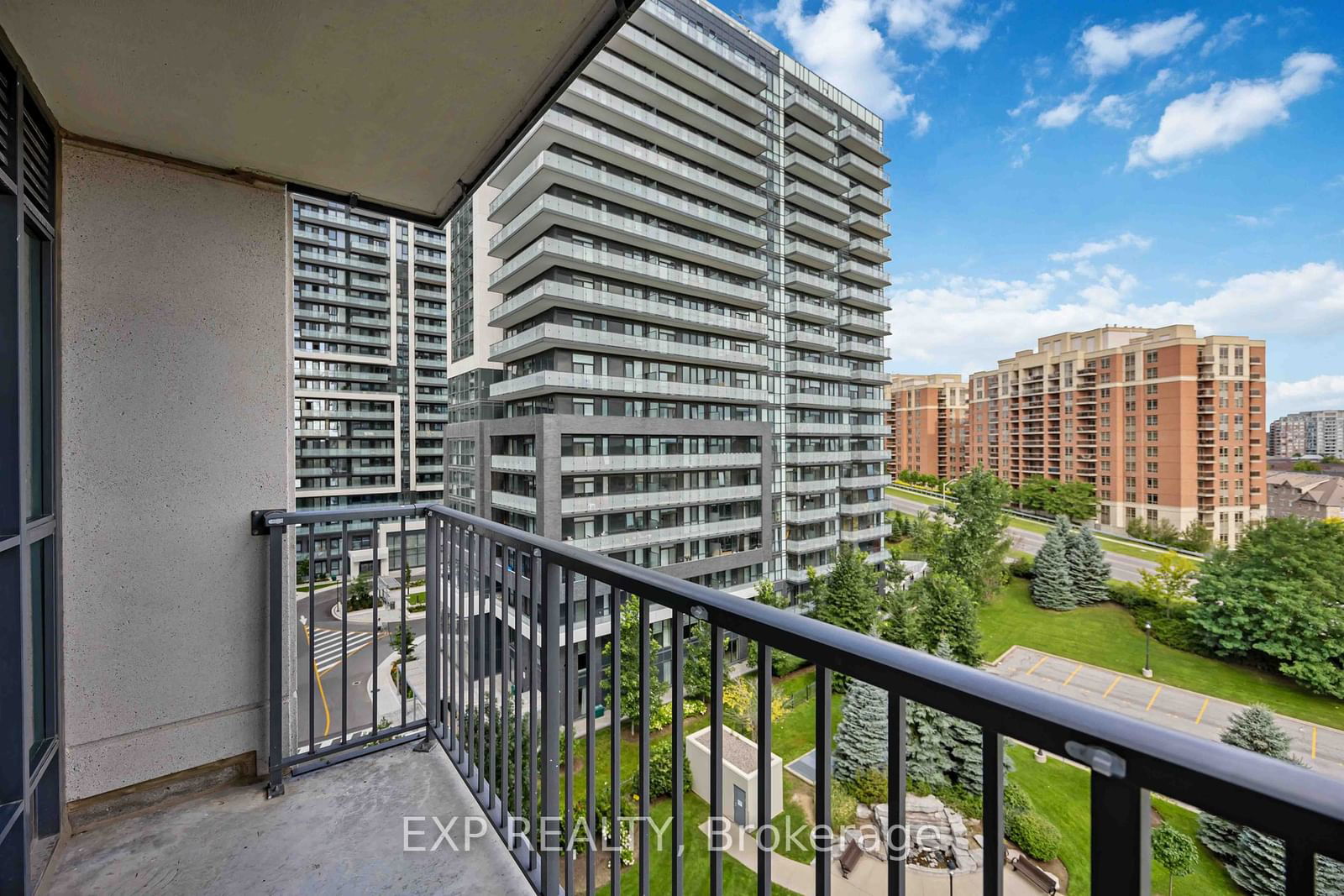 185 Oneida Cres, unit 915 for sale - image #30