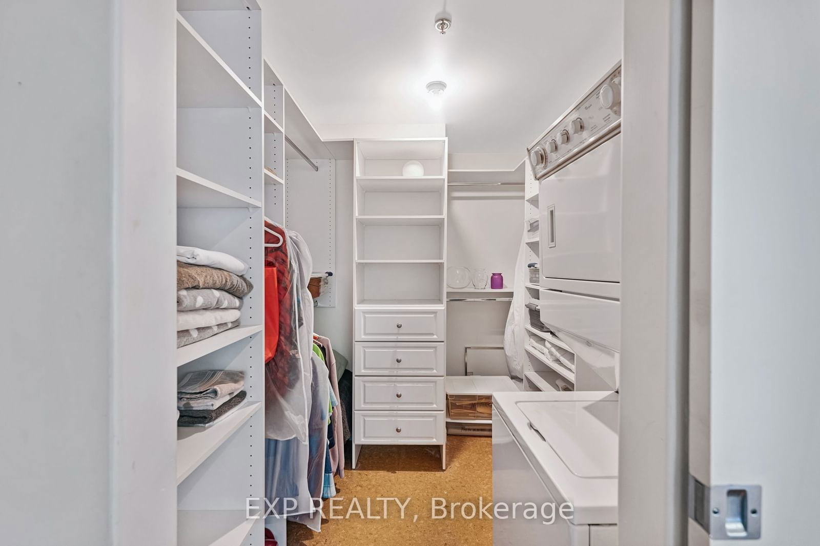 543 Timothy St, unit 103 for sale - image #12