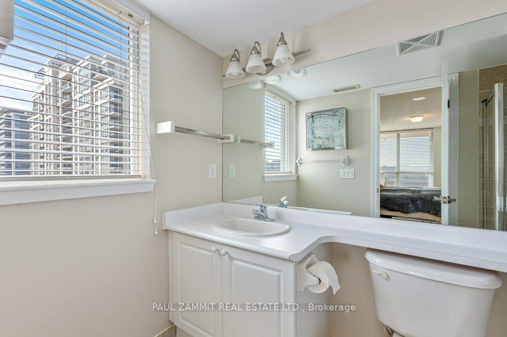 15 North Park Rd, unit 814 for sale - image #11