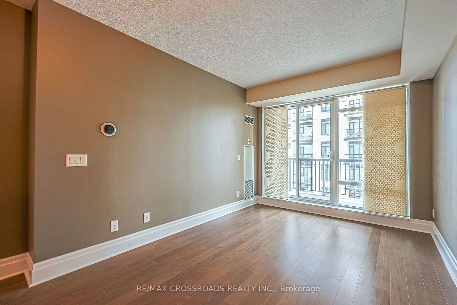 131 Upper Duke Cres, unit 706 for sale - image #6