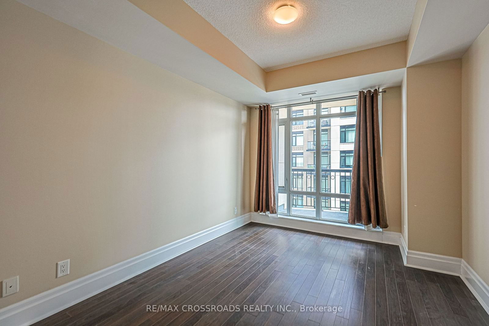 131 Upper Duke Cres, unit 706 for sale - image #8