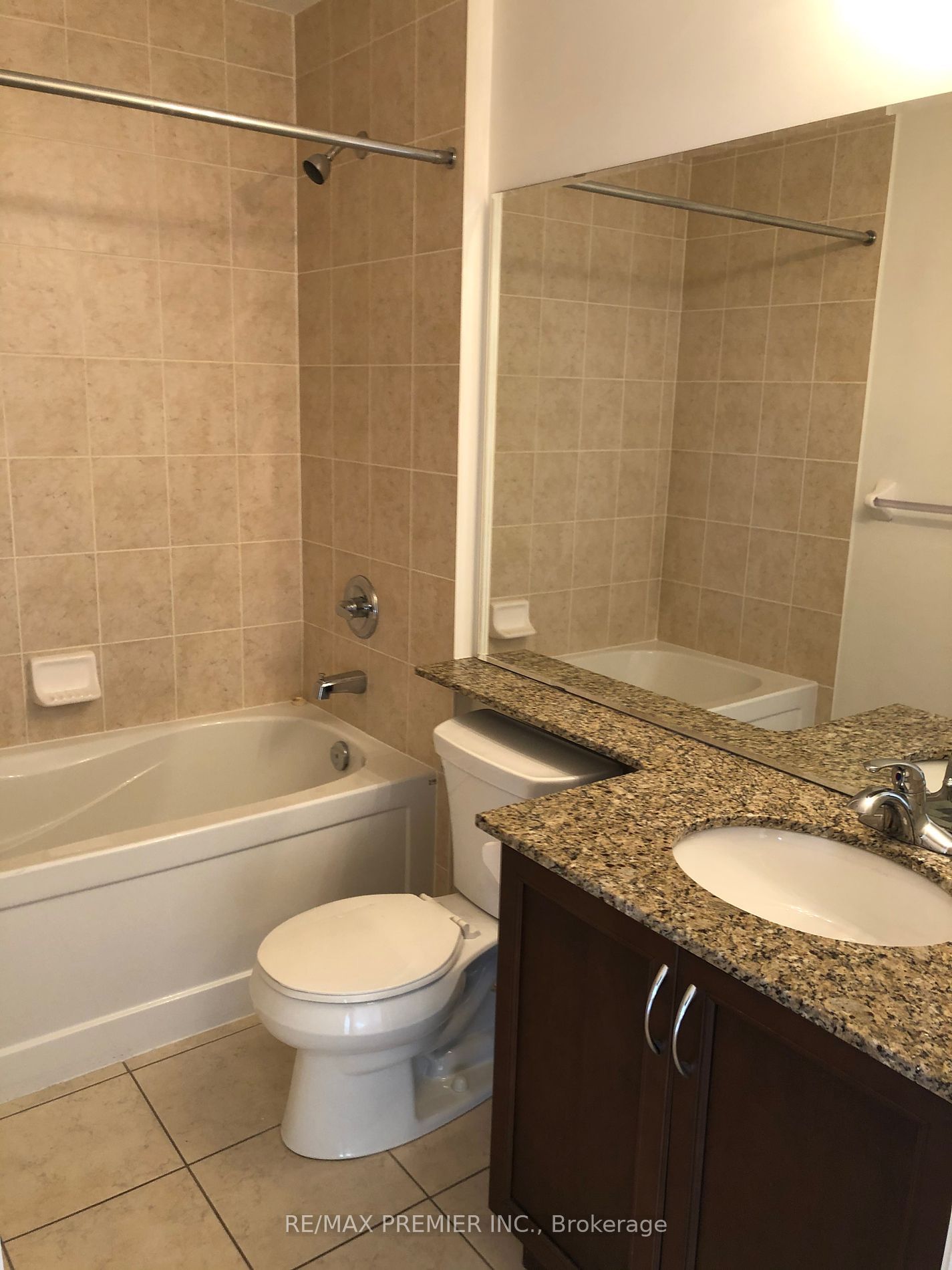 9245 Jane St, unit 407 for rent - image #8