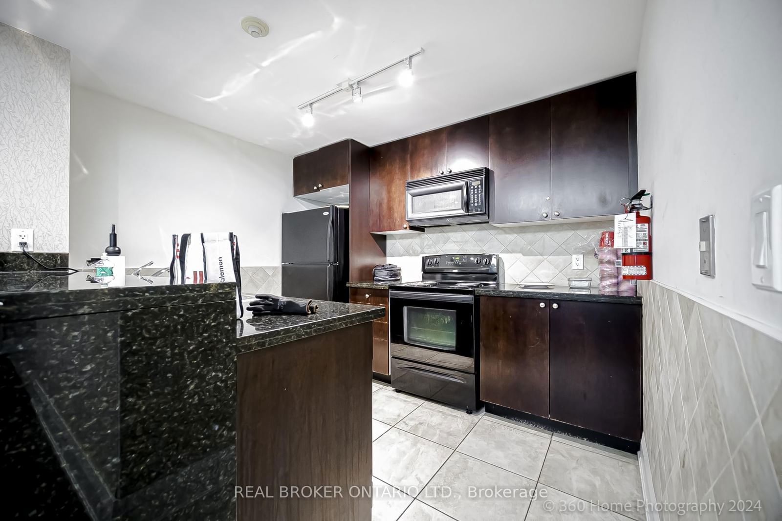 8201 Islington Ave N, unit 406 for sale - image #28