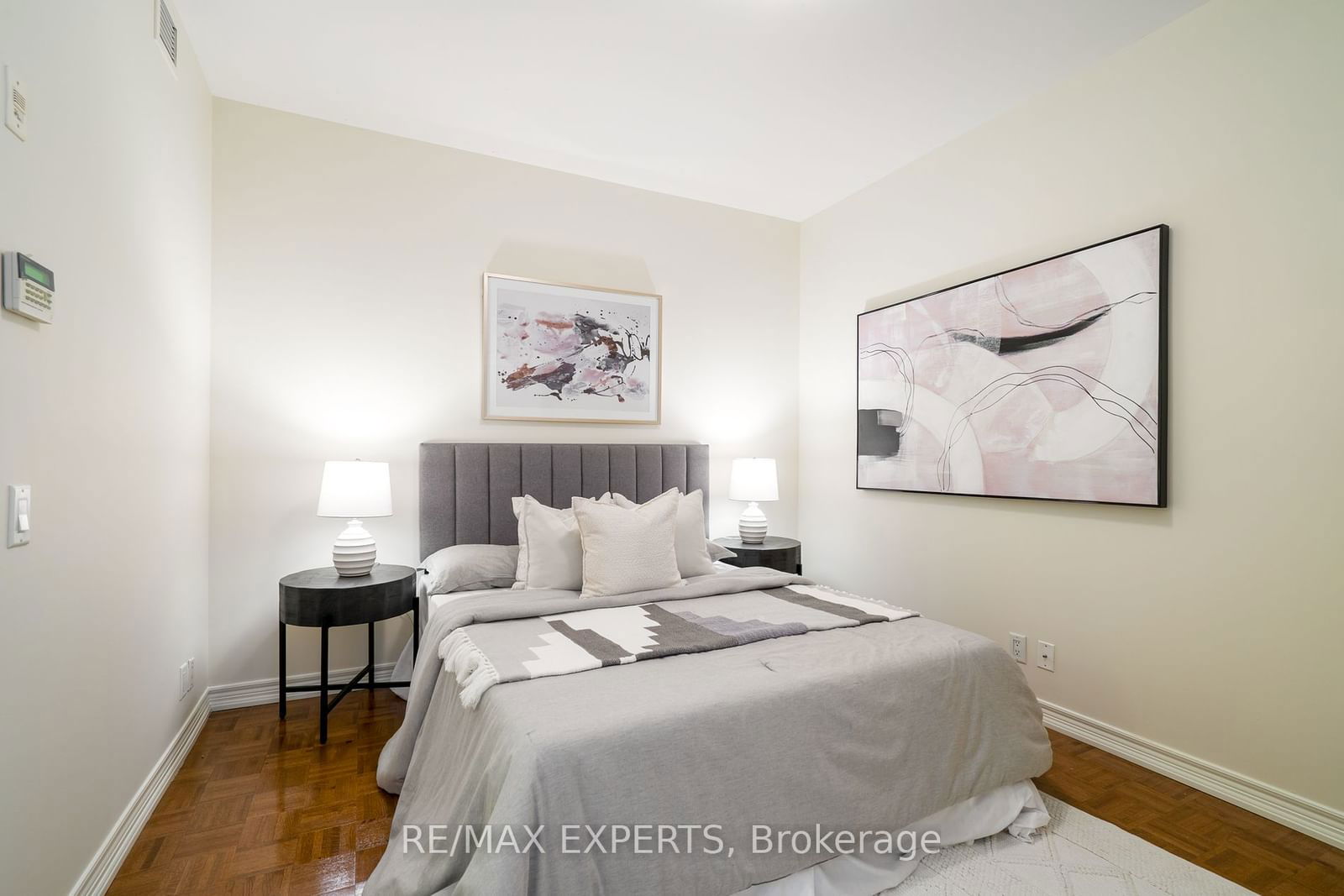 9519 Keele St S, unit 129 for sale