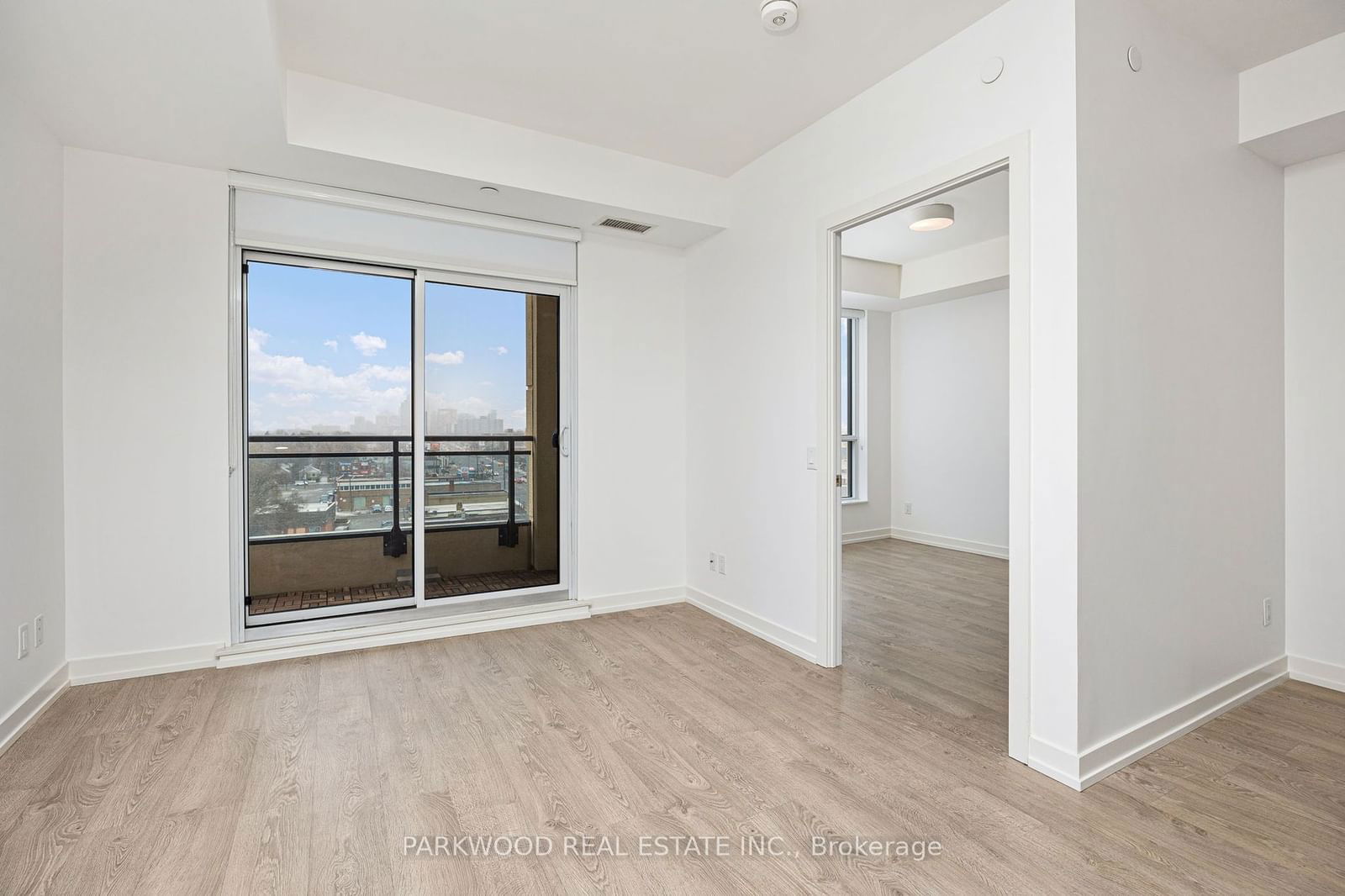 1 Grandview Ave, unit 611 for sale - image #10