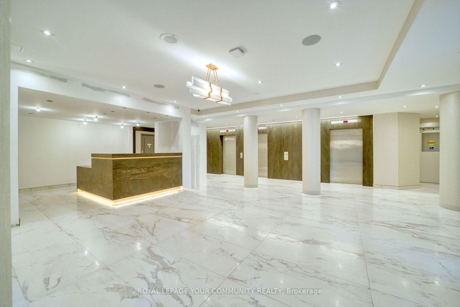 7460 Bathurst St, unit 1710 for sale - image #3