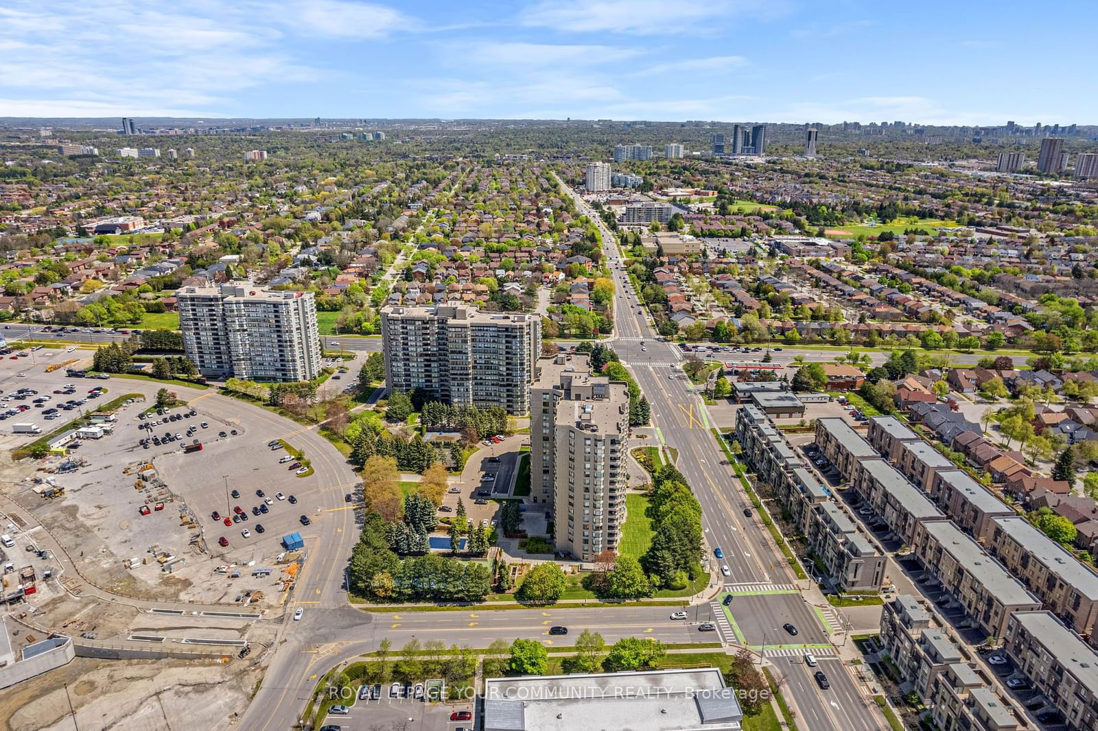 7460 Bathurst St, unit 1710 for sale