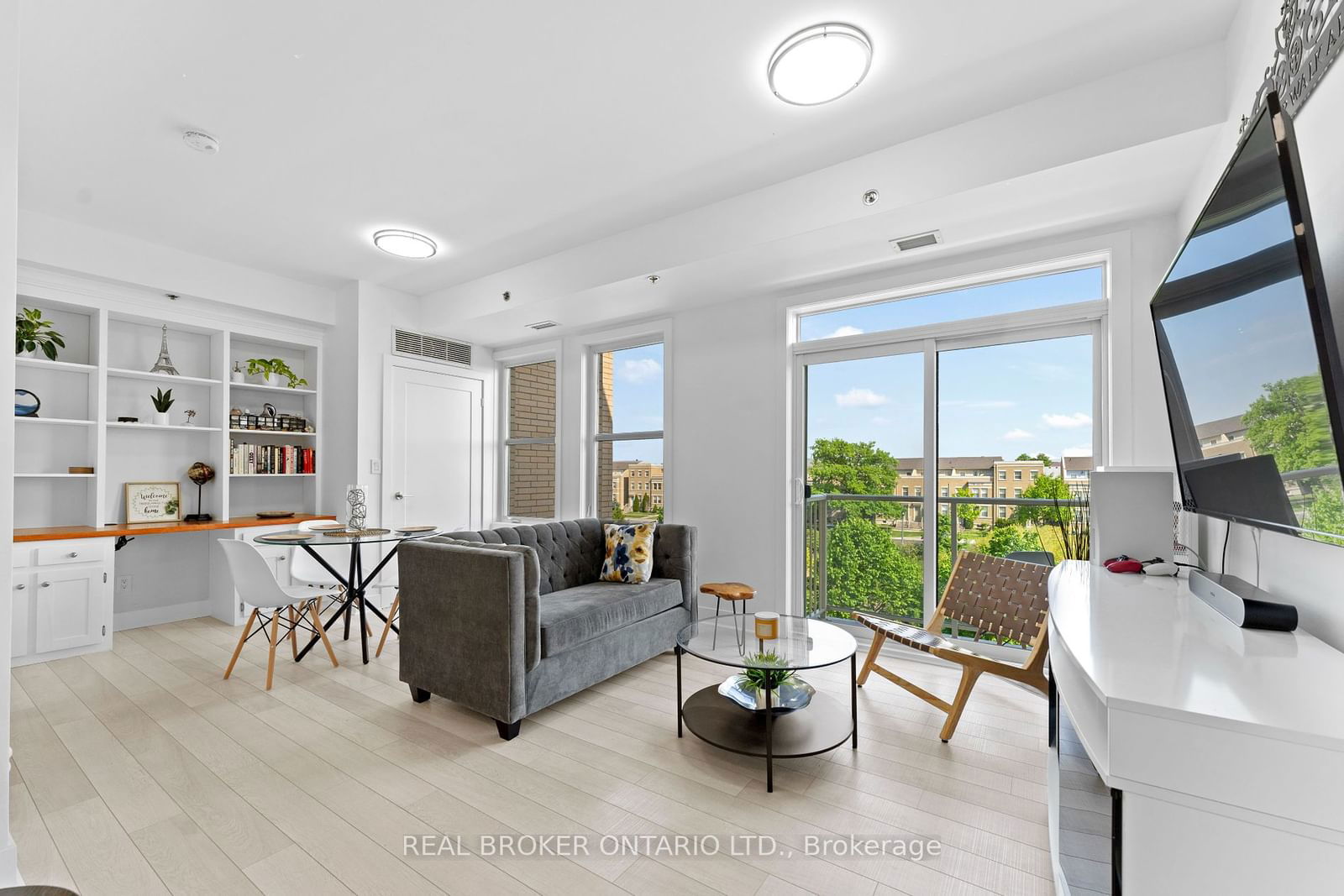 28 Prince Regent St, unit 325 for sale - image #6