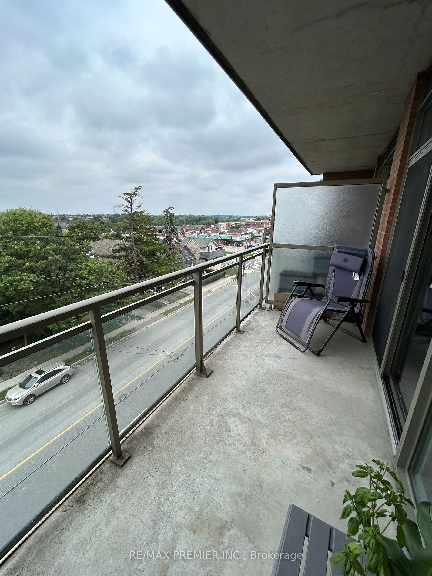 281 Woodbridge Ave, unit 517 for rent - image #24