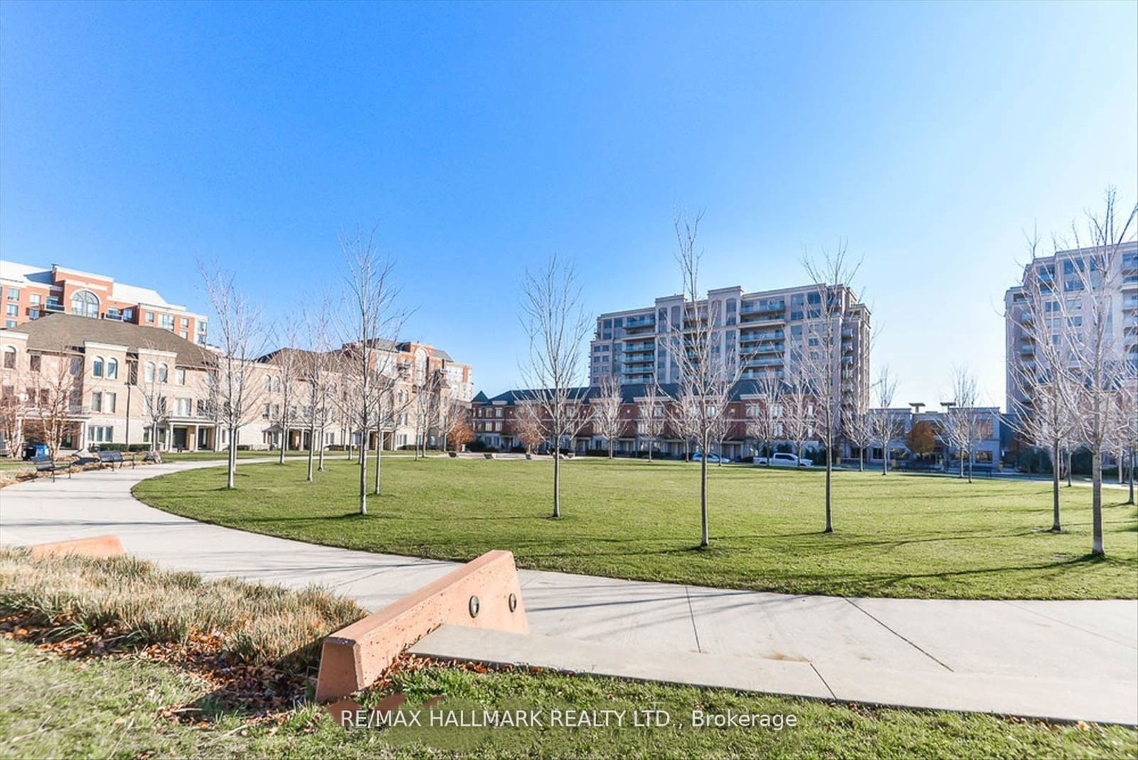 48 Suncrest Blvd, unit 518 for sale