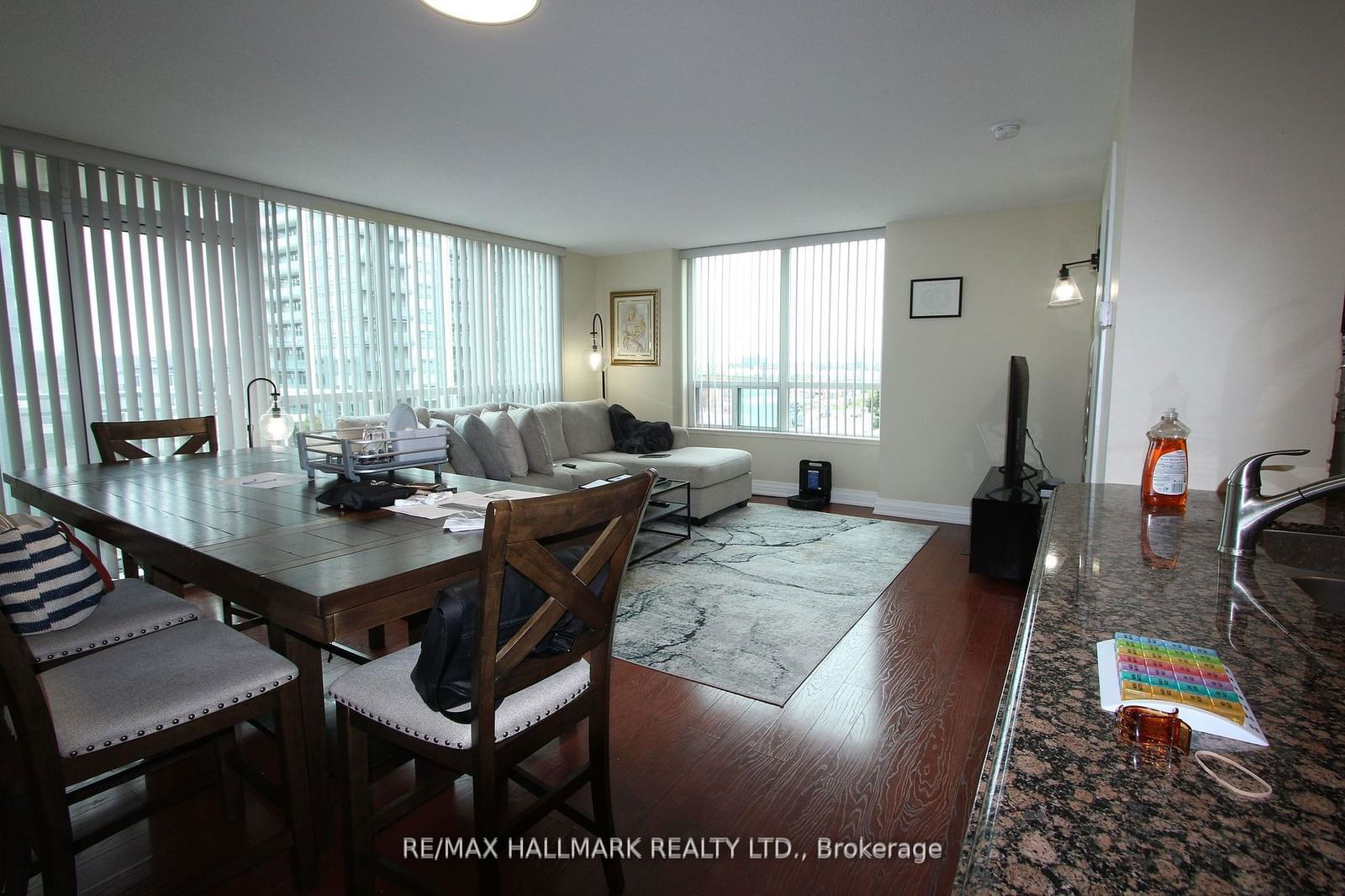 48 Suncrest Blvd, unit 518 for sale - image #4