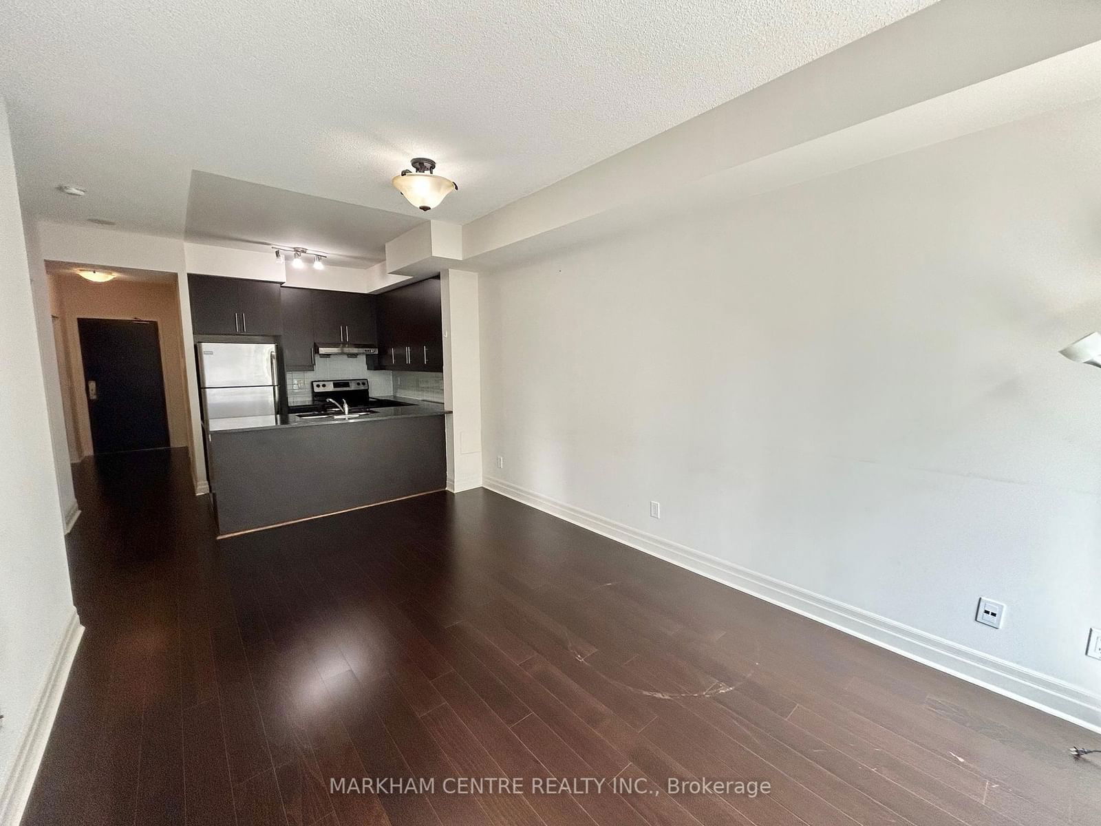 8110 Birchmount Rd, unit 411 for rent - image #4