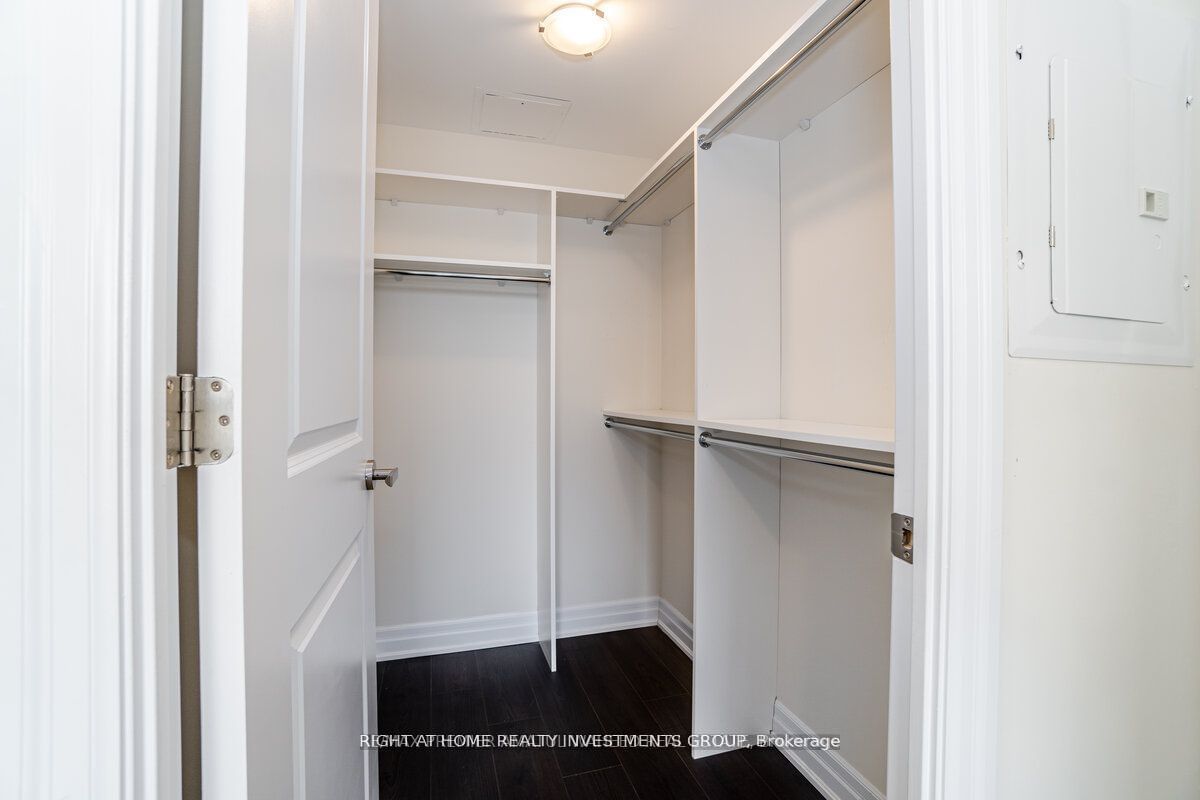 9075 Jane St E, unit 1907 for rent - image #14