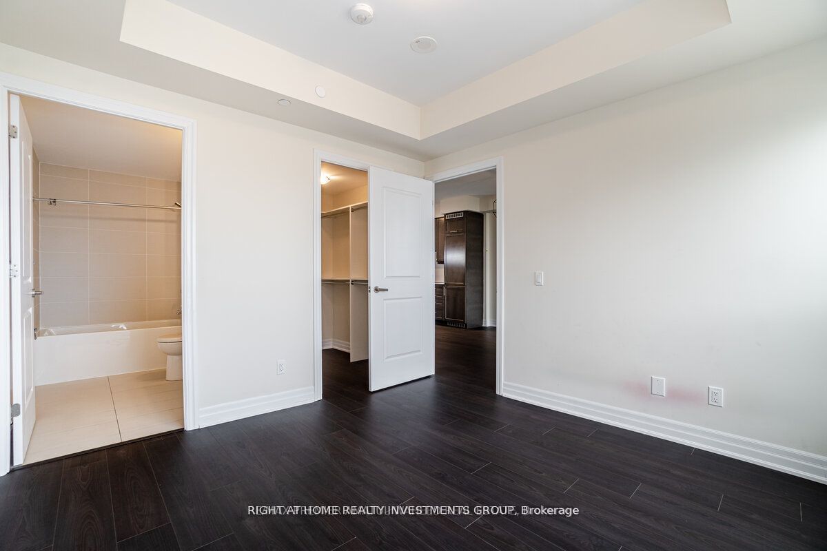 9075 Jane St E, unit 1907 for rent