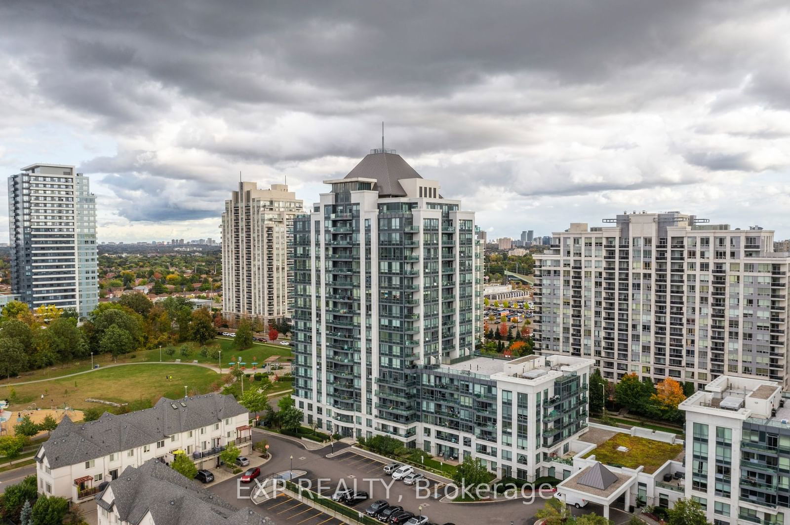 20 North Park Rd, unit 105 for sale