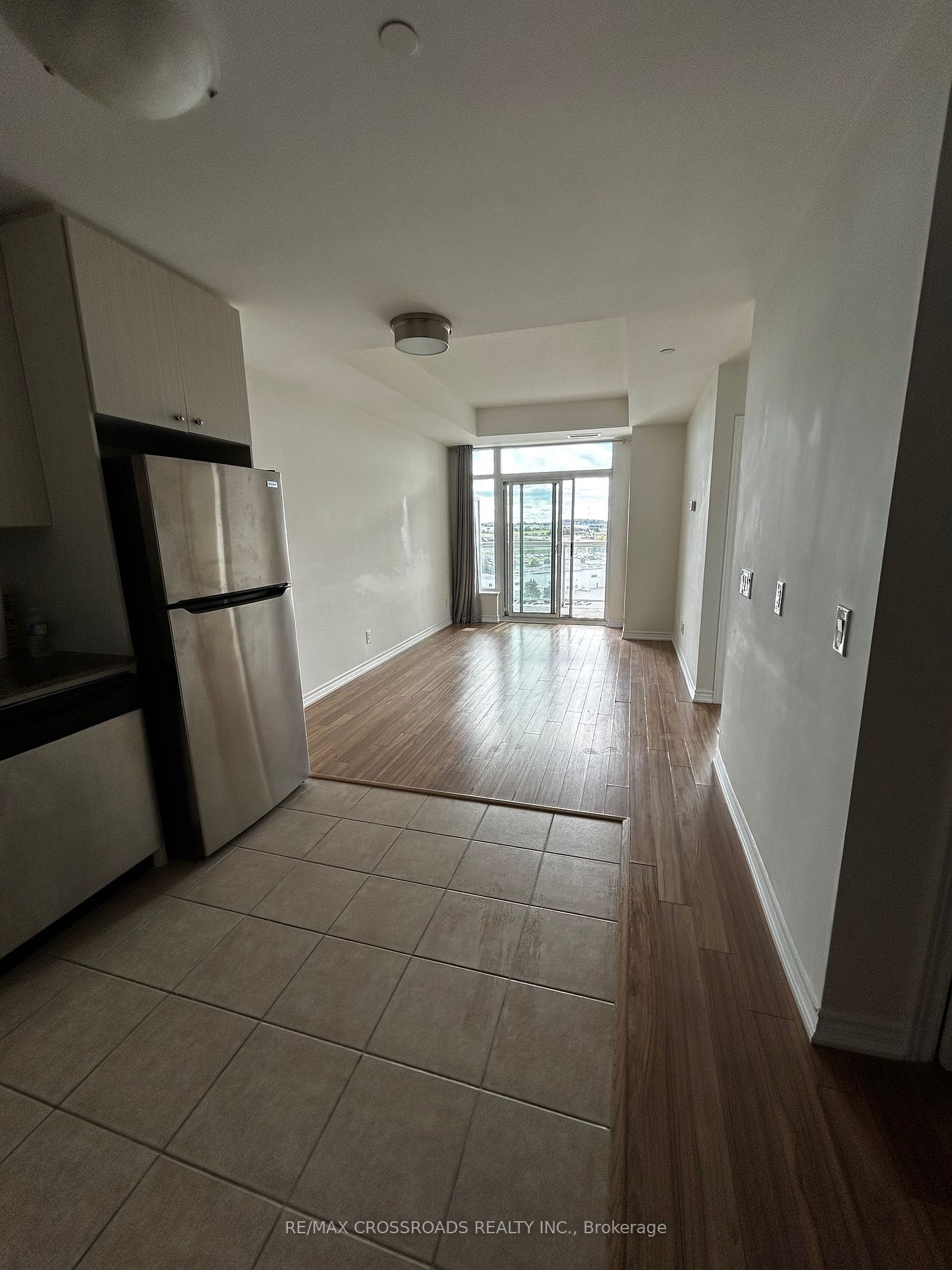 8323 Kennedy Rd, unit 911 for rent - image #13