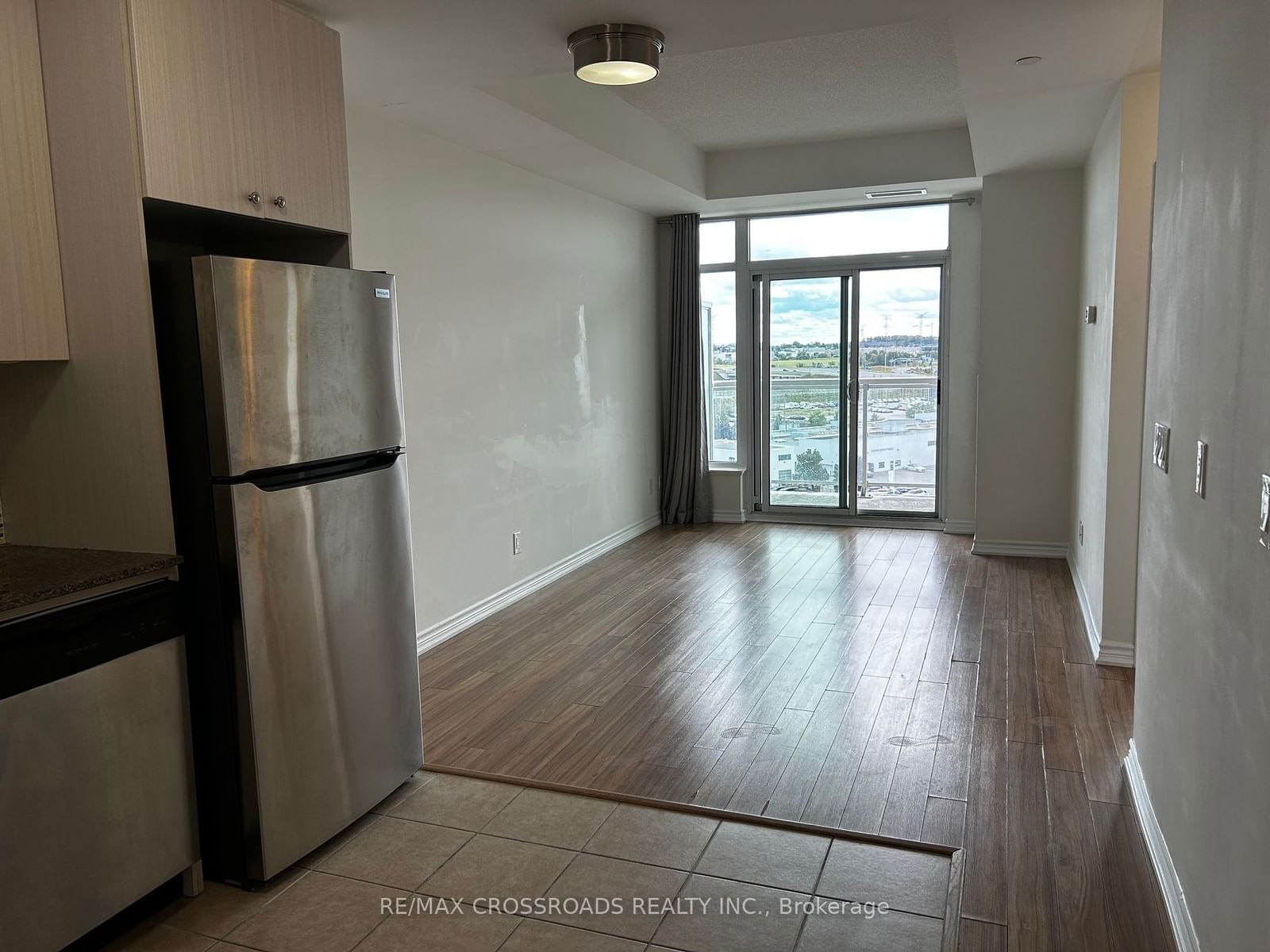 8323 Kennedy Rd, unit 911 for rent - image #15