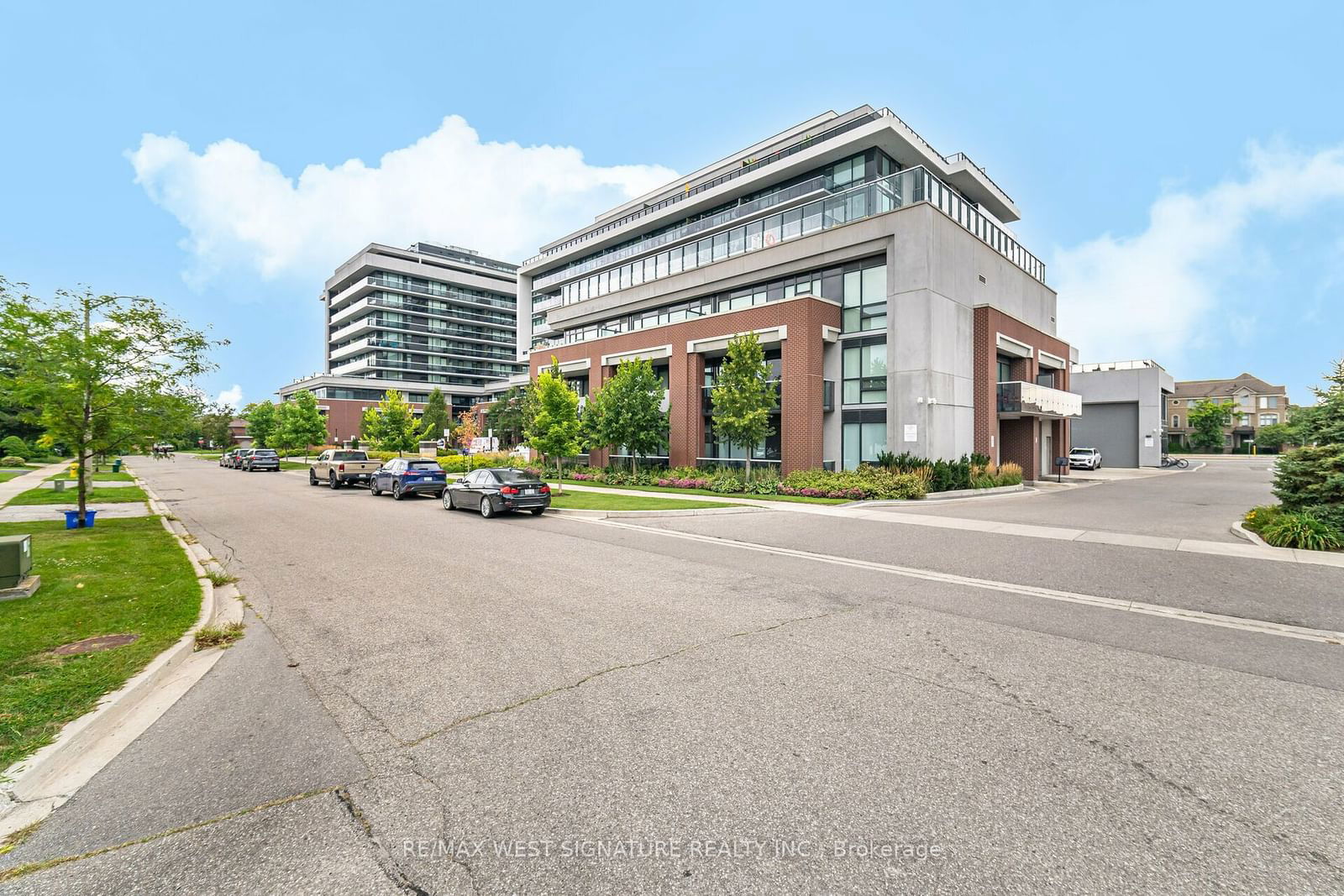 4800 Highway 7, unit 204 for sale - image #2