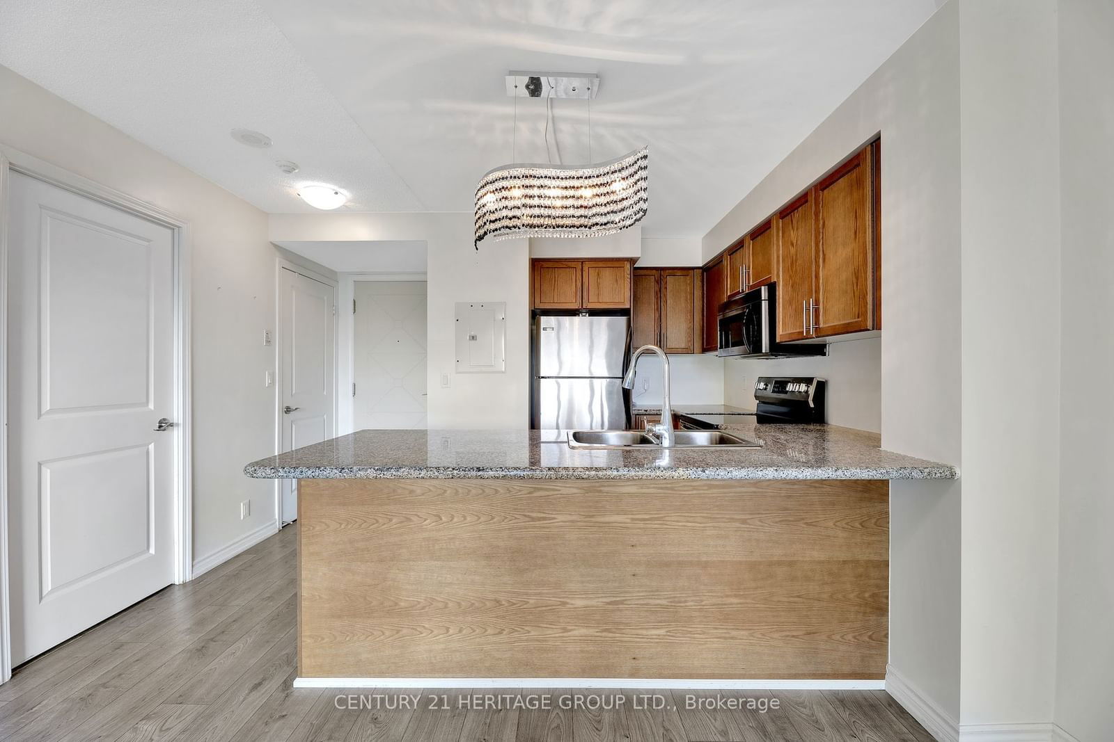 18 Harding Blvd, unit 514 for sale - image #16