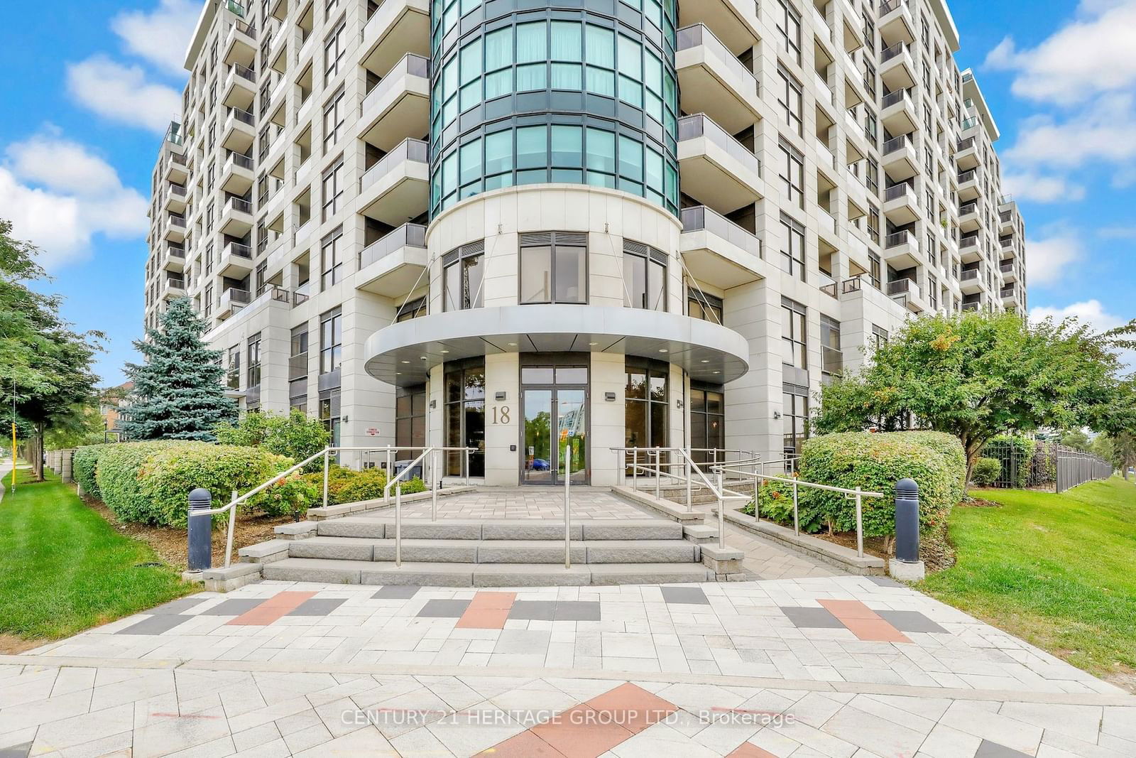 18 Harding Blvd, unit 514 for sale