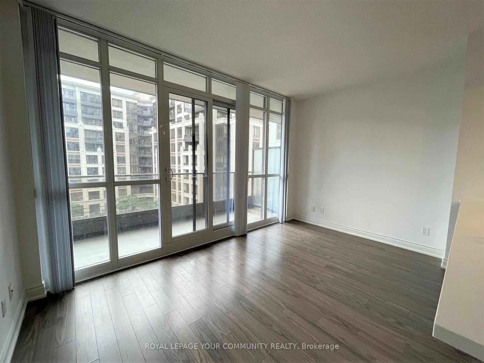 89 South Town Centre Blvd, unit 717 for sale - image #5