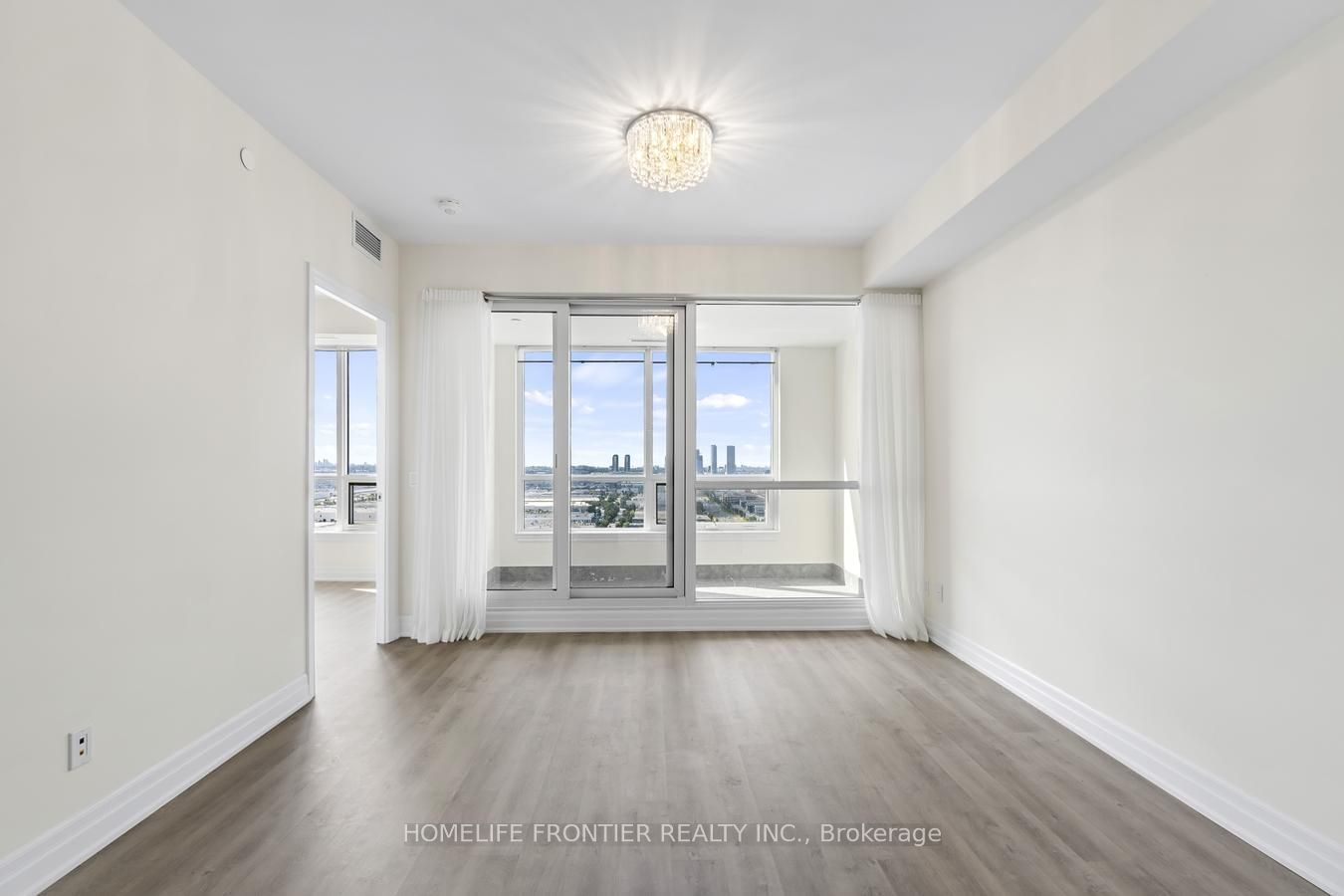 9075 Jane St, unit 2205 for sale - image #8