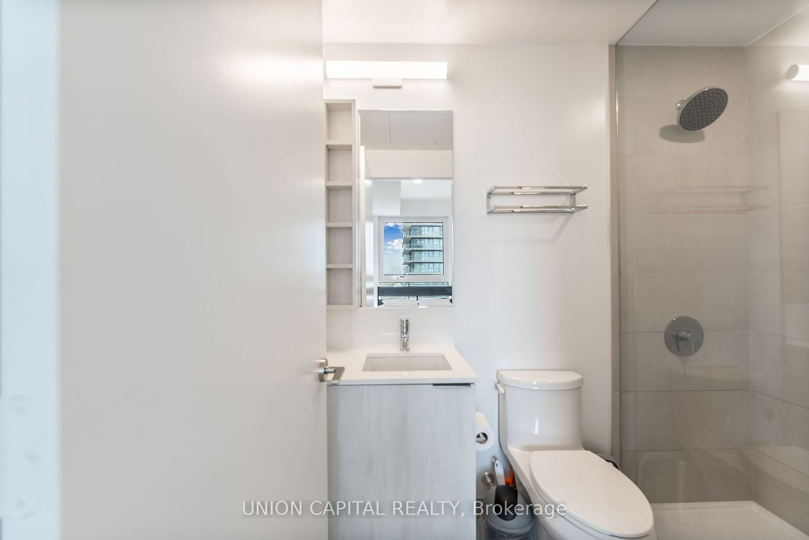 7890 JANE St, unit 1003 for sale - image #11