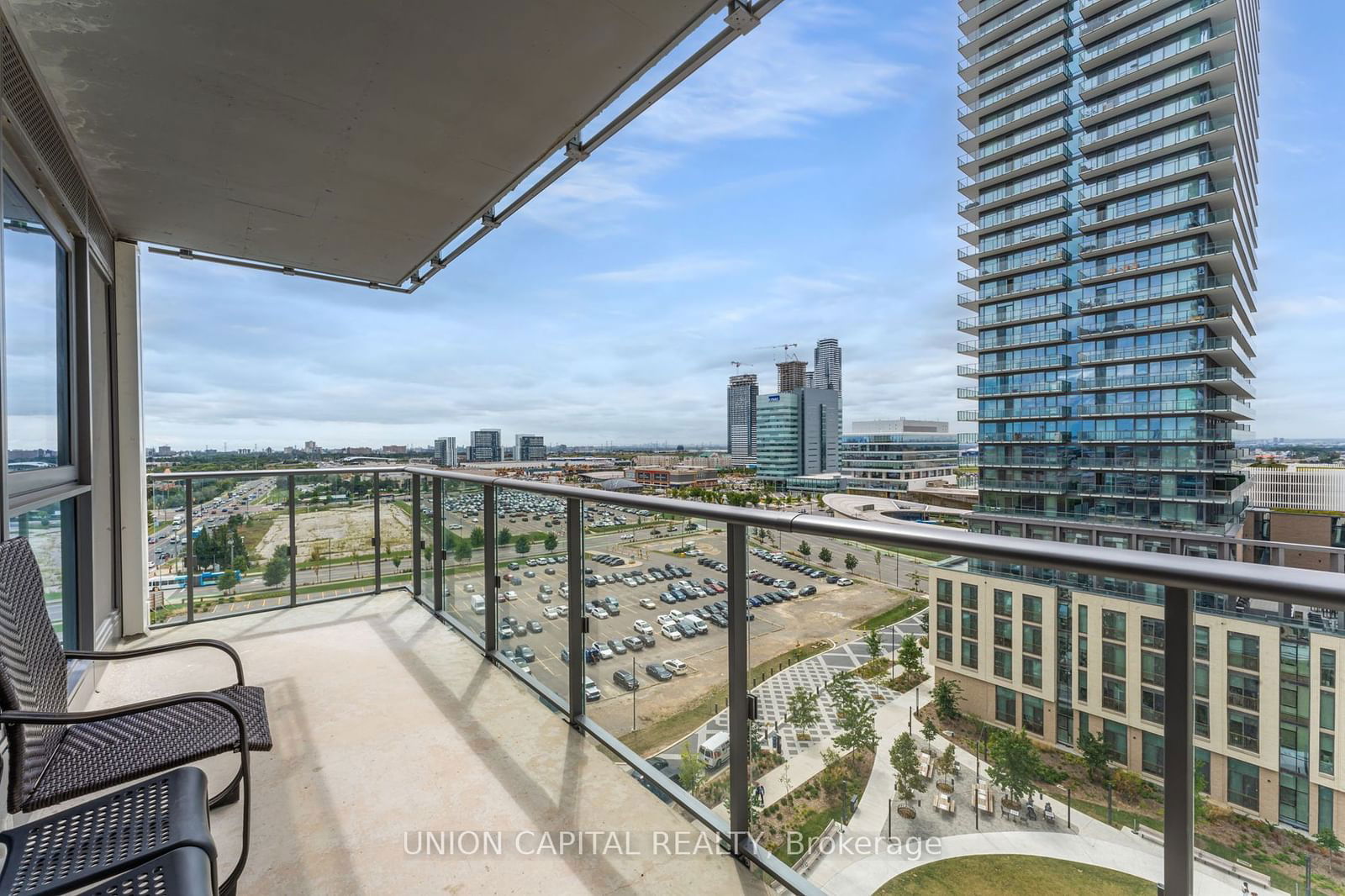 7890 JANE St, unit 1003 for sale - image #12