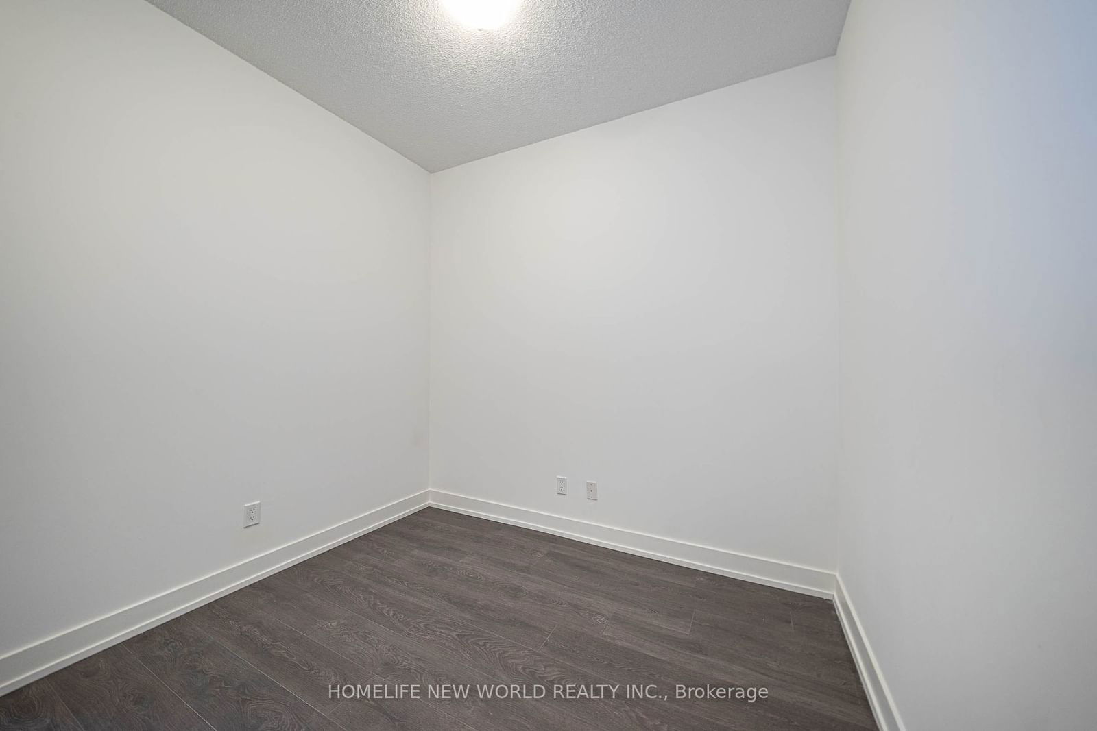 268 Buchanan Dr, unit 633W for sale - image #8