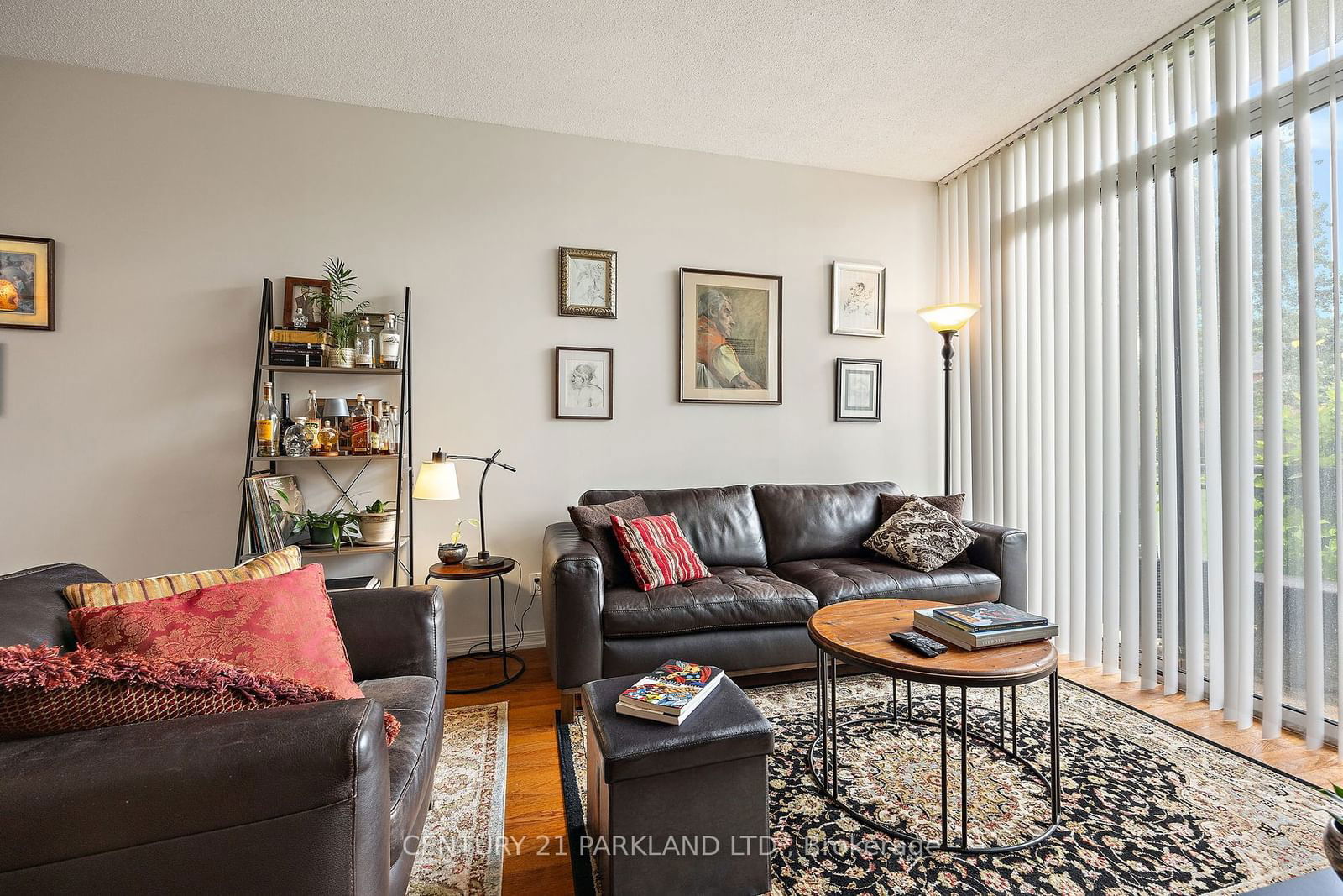 310 Red Maple Rd, unit 112 for sale - image #15