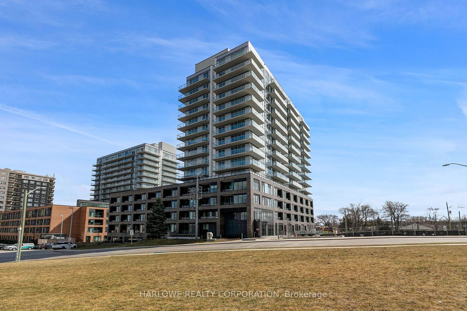 185 Deerfield Rd, unit 402 for sale - image #25