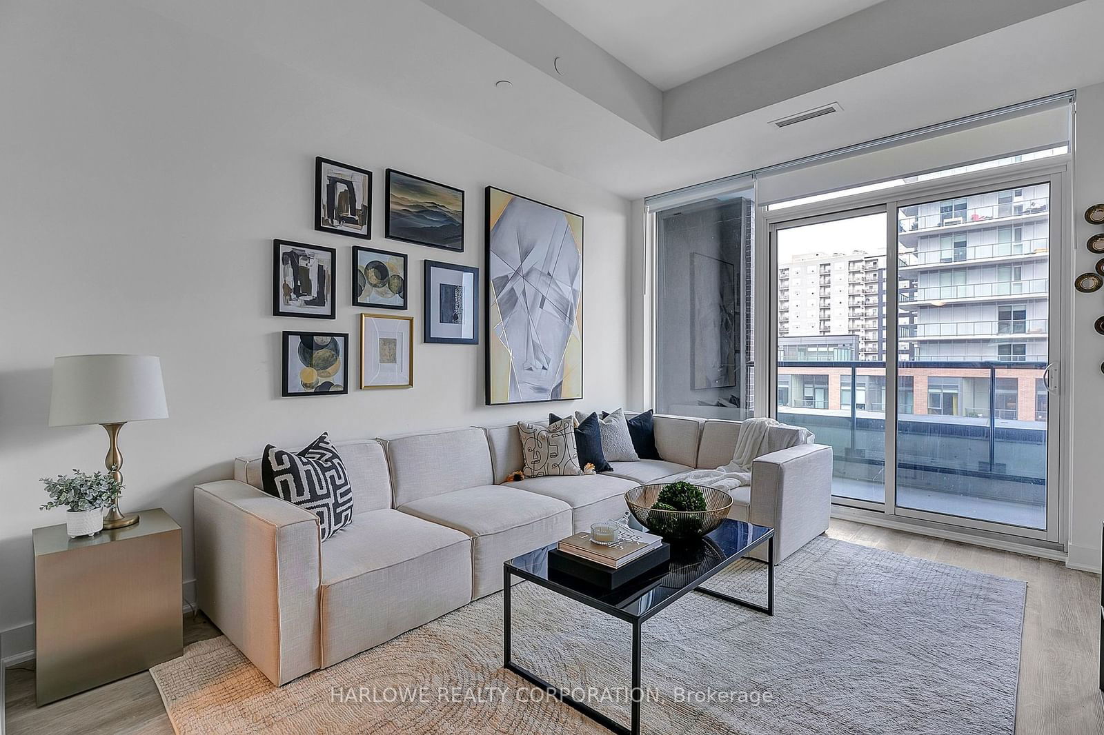 185 Deerfield Rd, unit 402 for sale - image #8