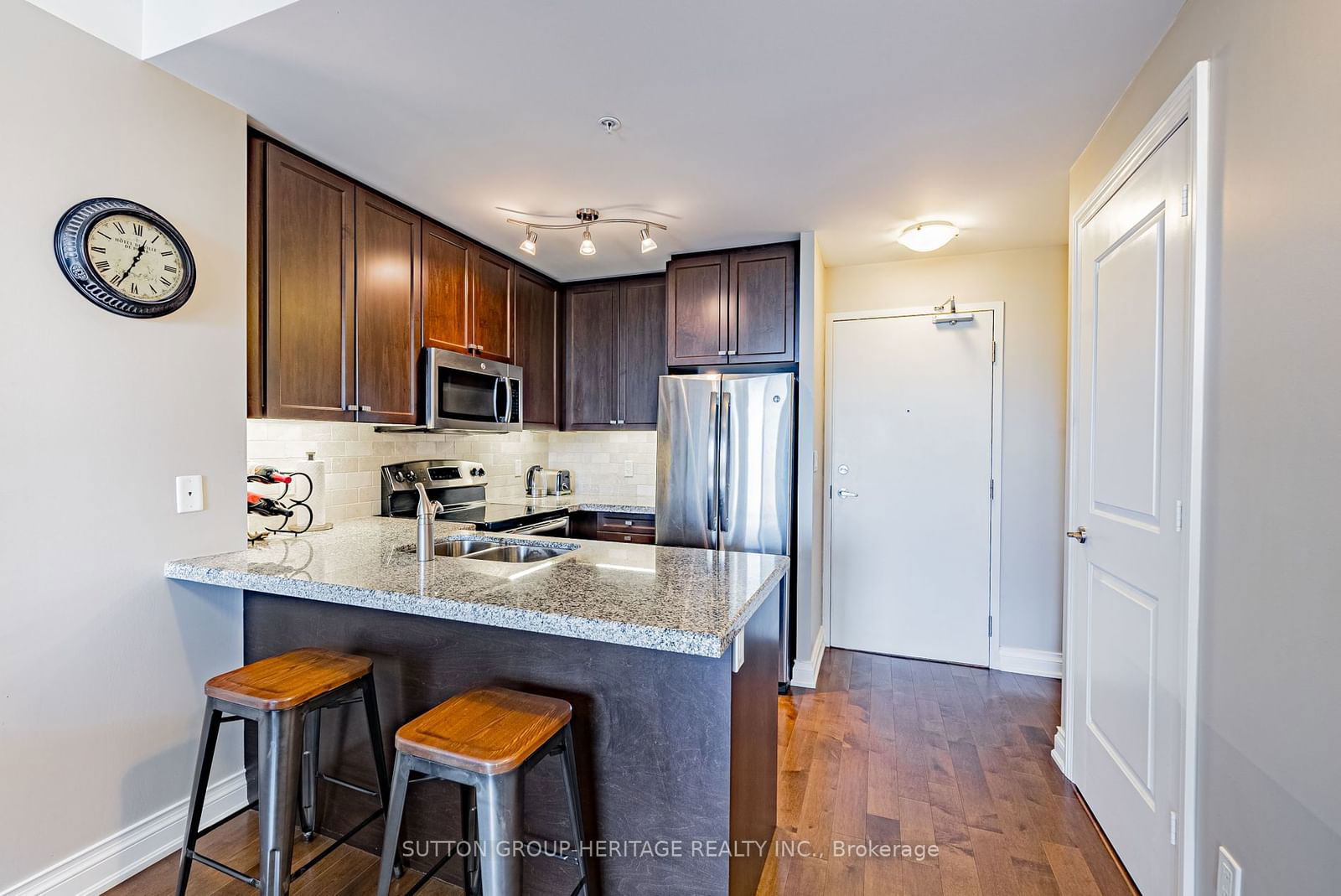 68 Main St N, unit 604 for sale - image #8