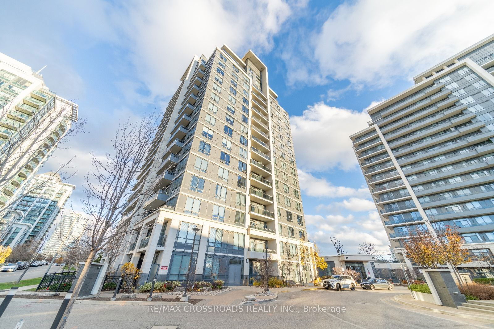 75 North Park Rd, unit 1609 for sale